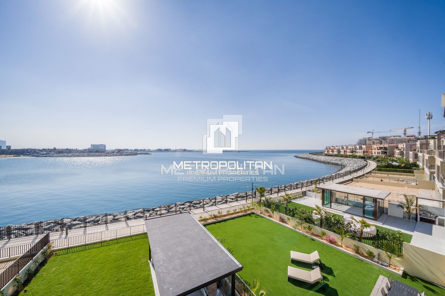 Sea View | Vacant April 20th | Luxury Living