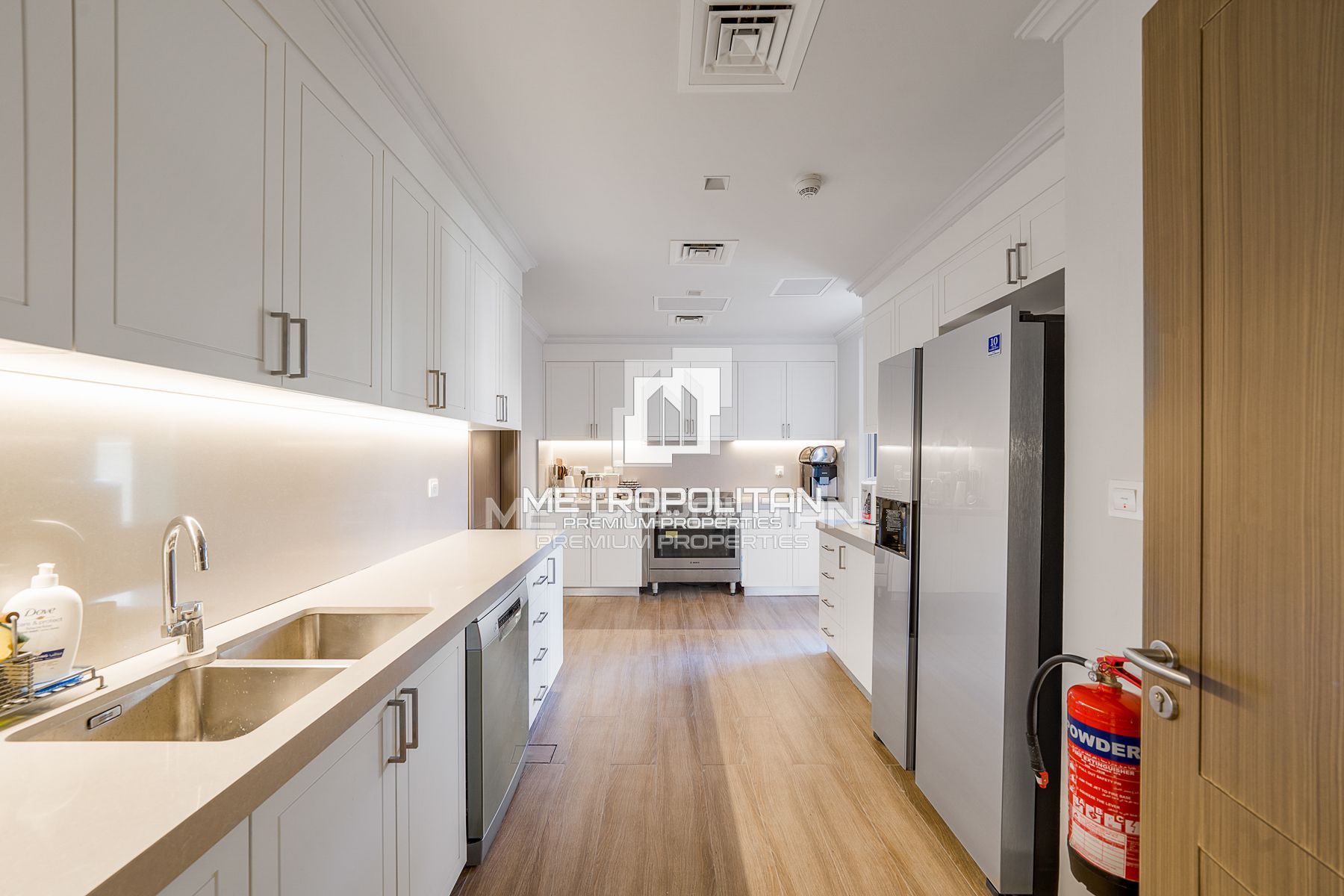 Sea View | Vacant April 20th | Luxury Living