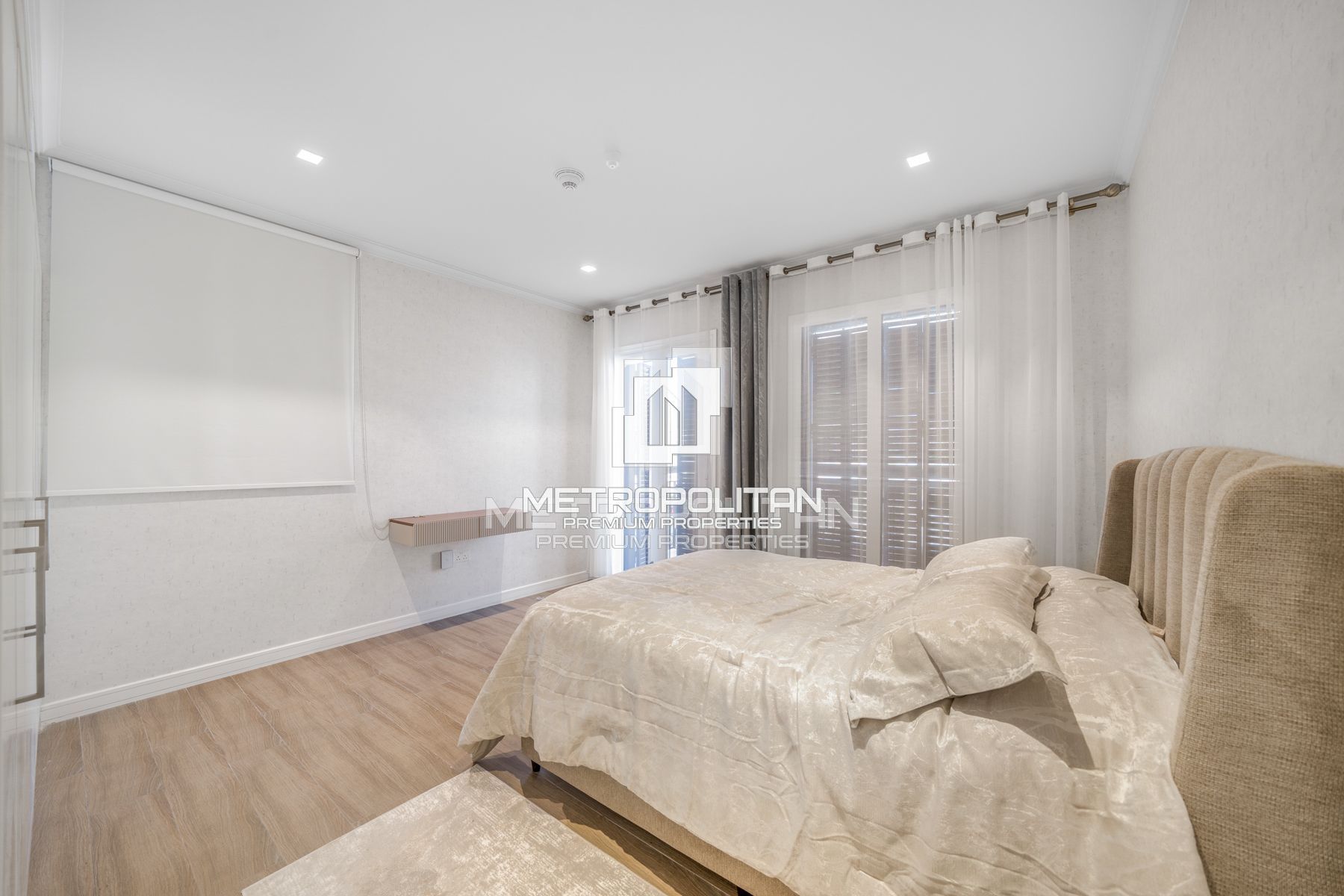 Sea View | Vacant April 20th | Luxury Living