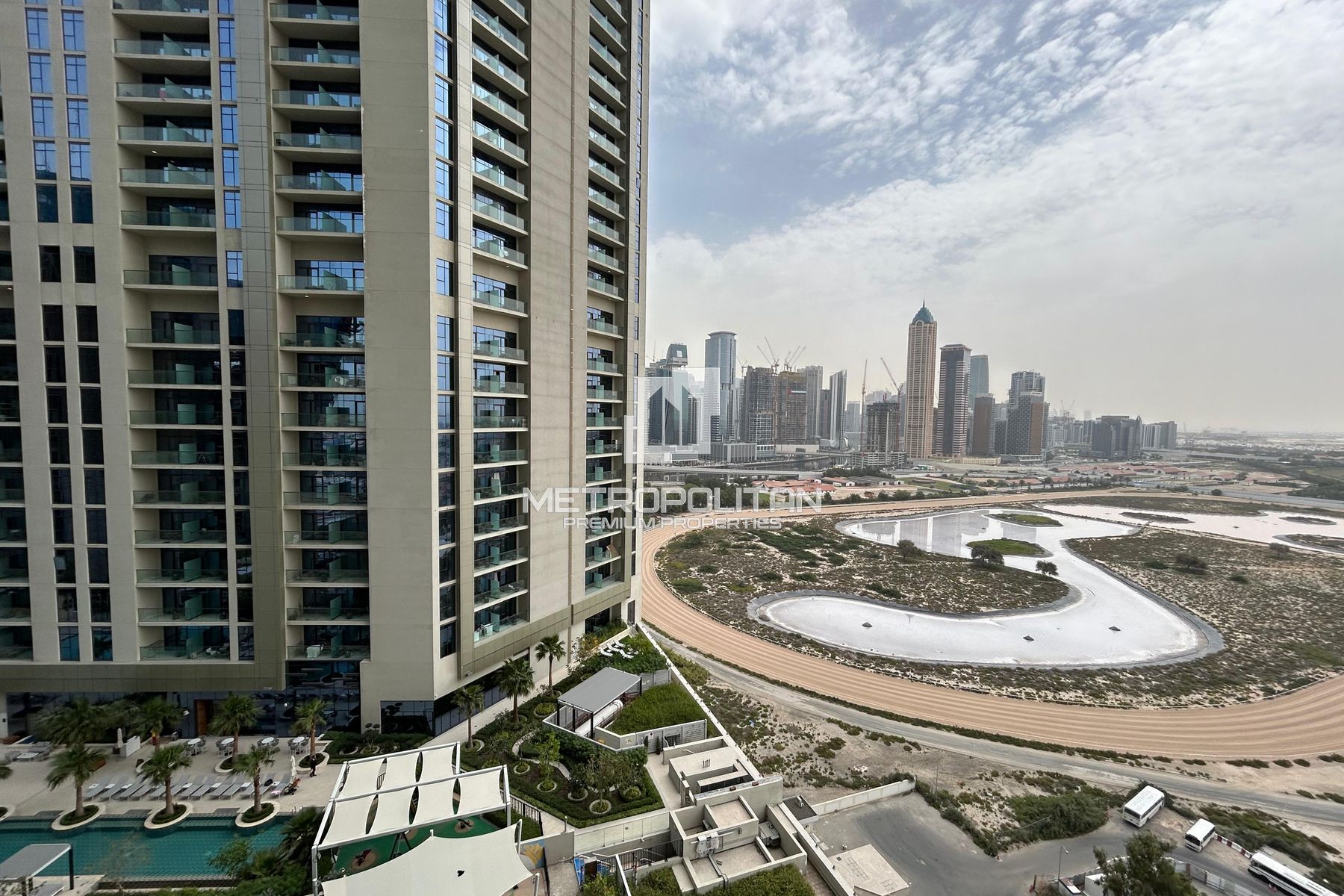 .5BR Apartment for Rent in Business Bay – MPR-9494