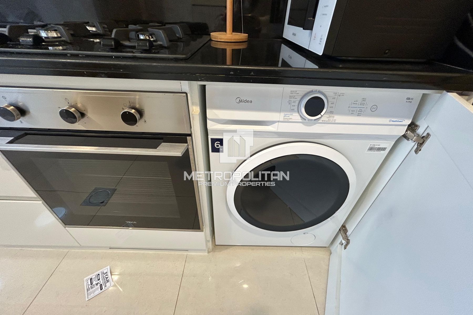 .5BR Apartment for Rent in Business Bay – MPR-9494