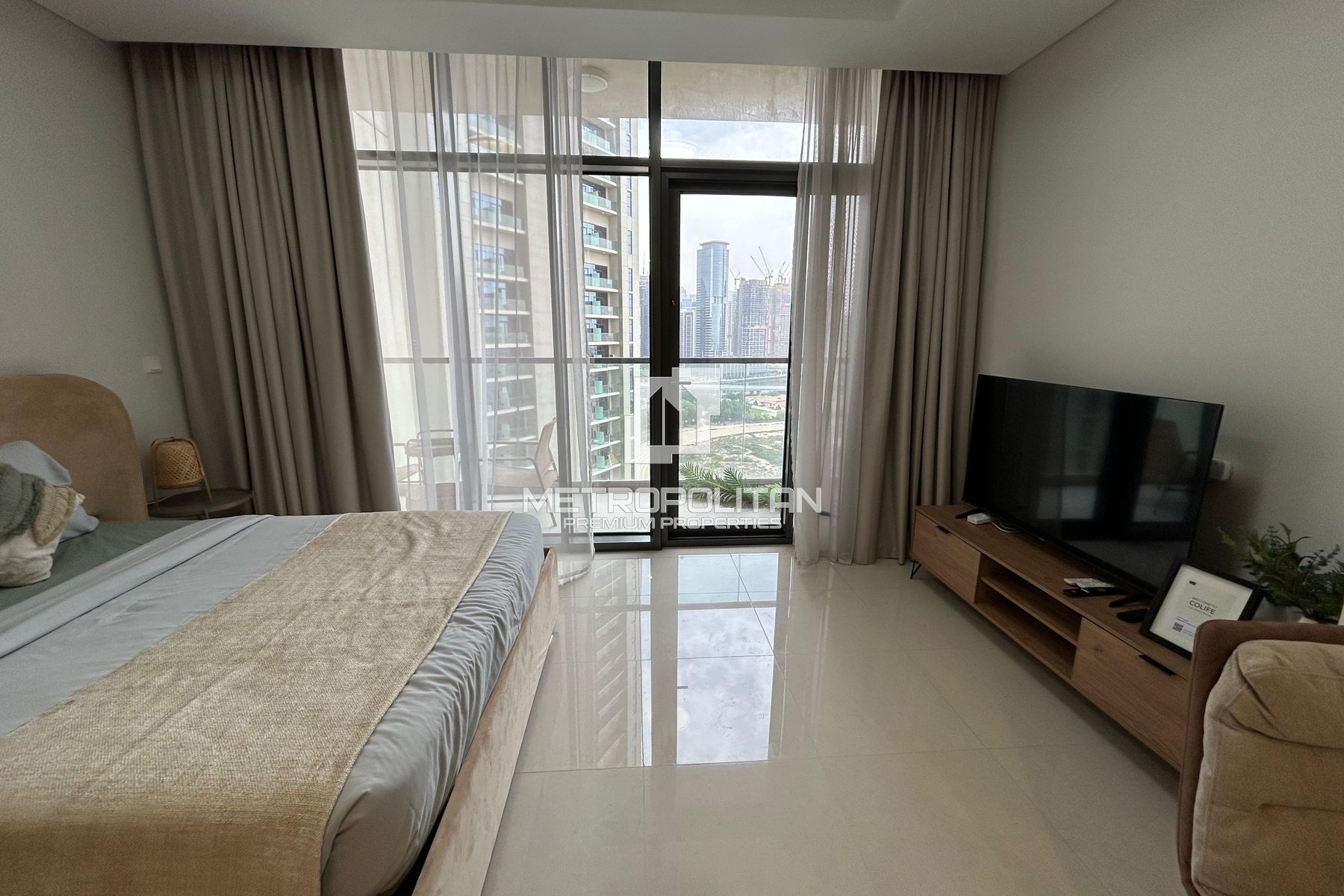 .5BR Apartment for Rent in Business Bay – MPR-9494