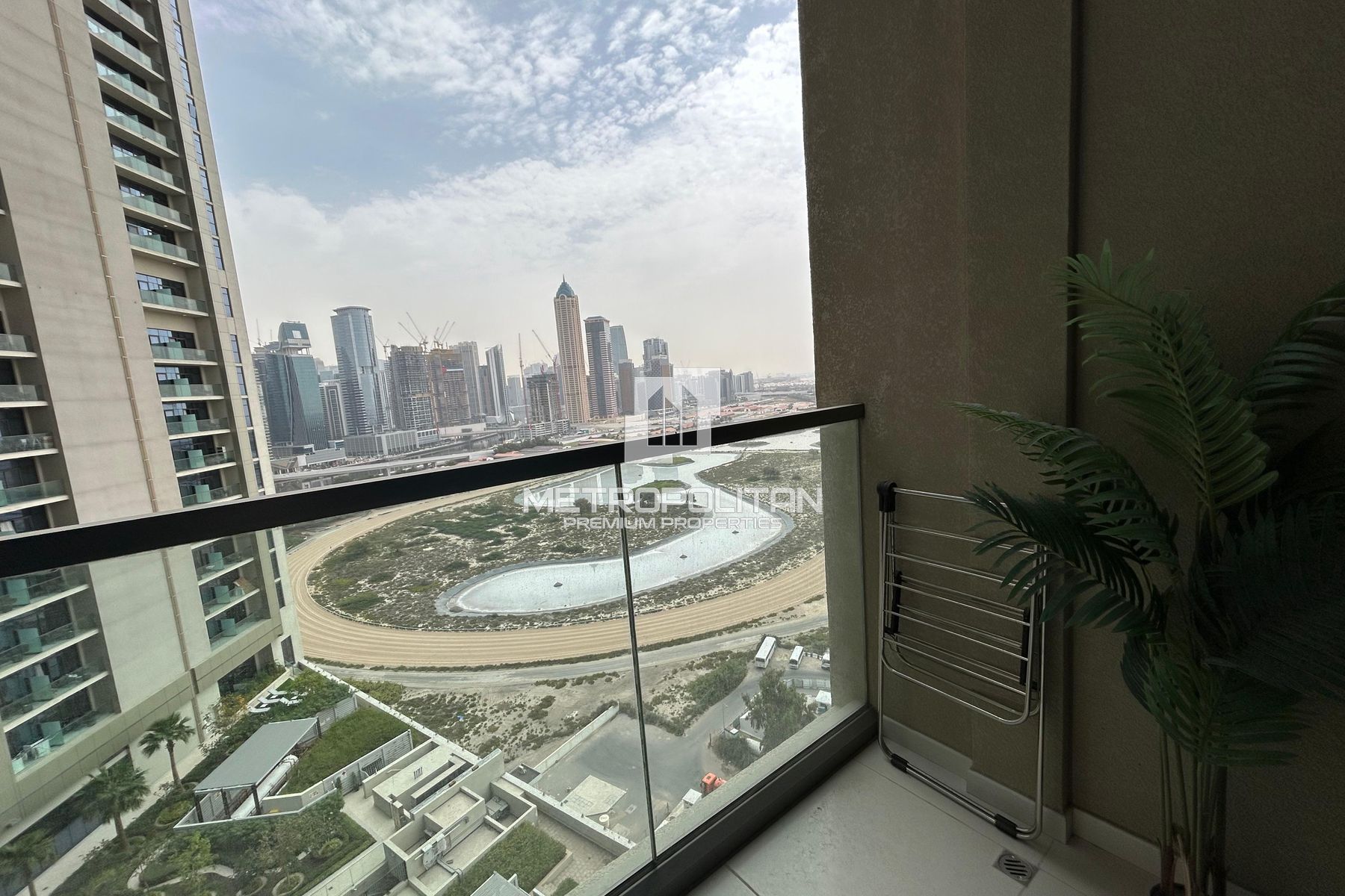 .5BR Apartment for Rent in Business Bay – MPR-9494