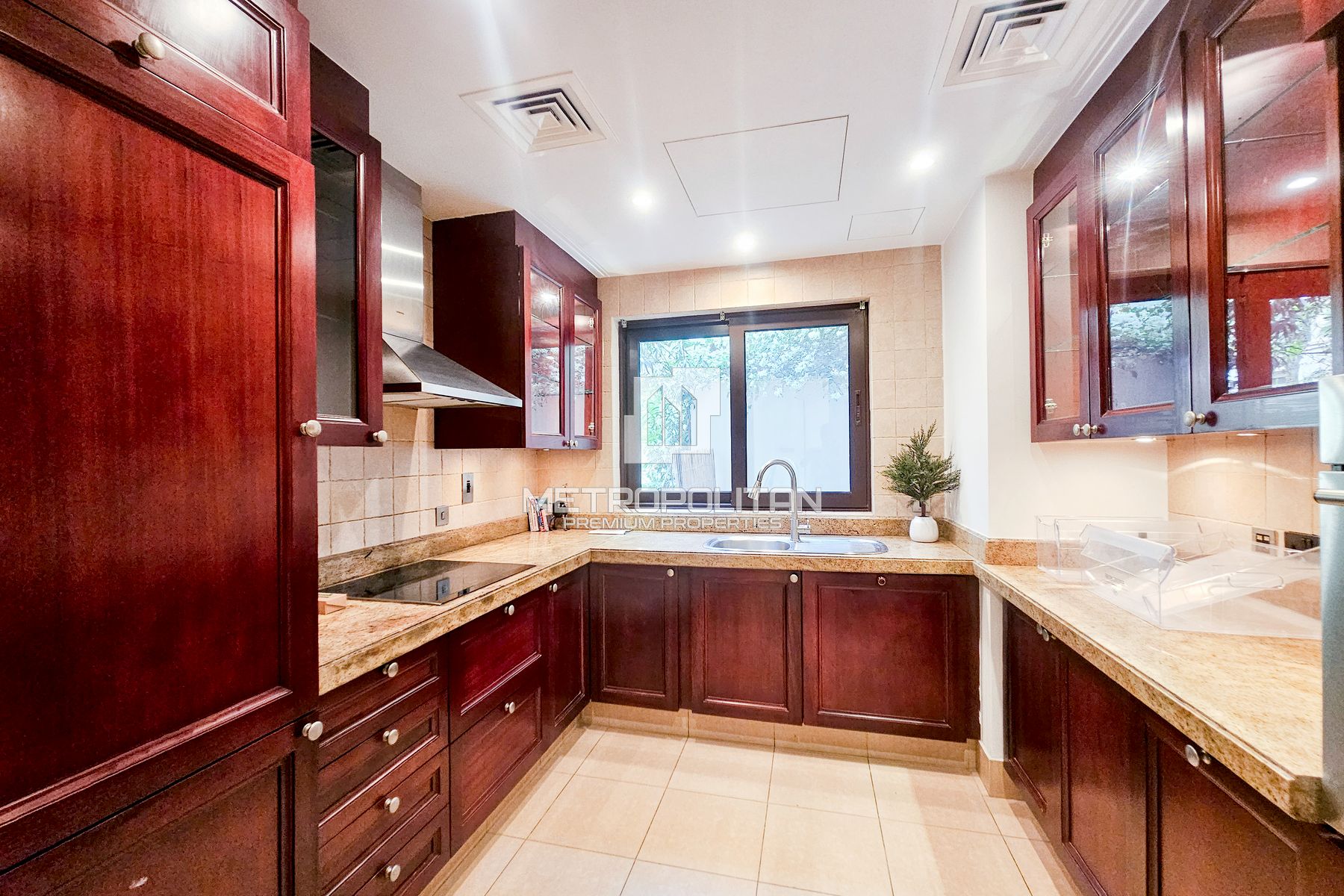 1BR Apartment for Rent in Old Town – MPR-9577