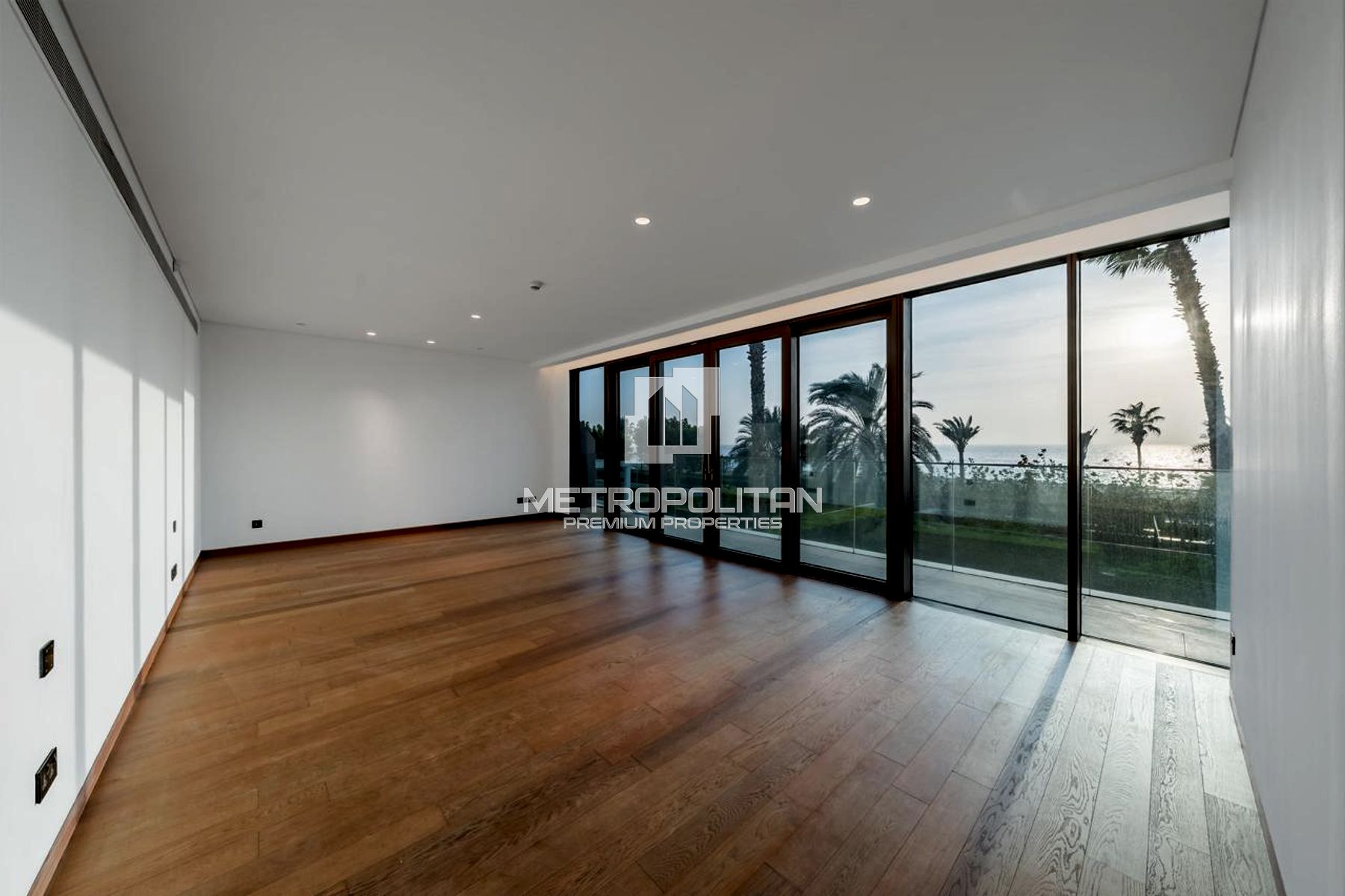 Rare 5 Beds | Gulf View | Massive Layout
