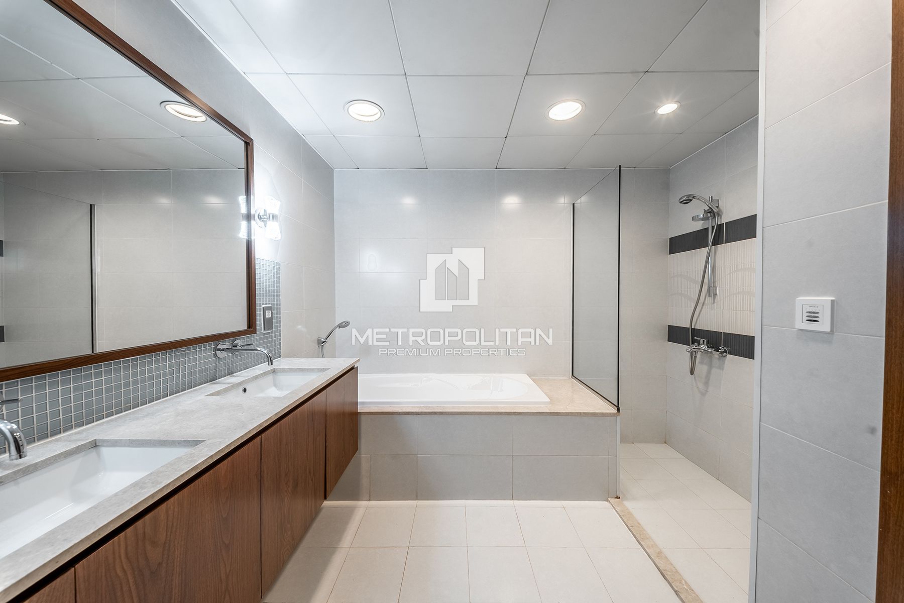 Vacant | Expansive 1 BR | Private Beach