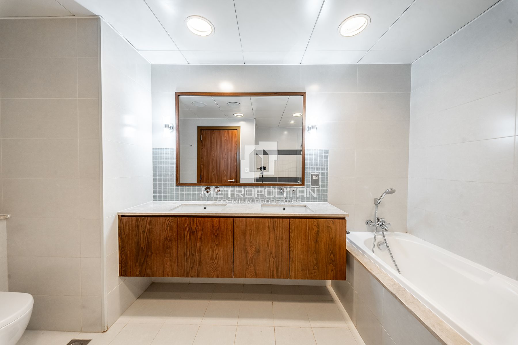 Vacant | Expansive 1 BR | Private Beach