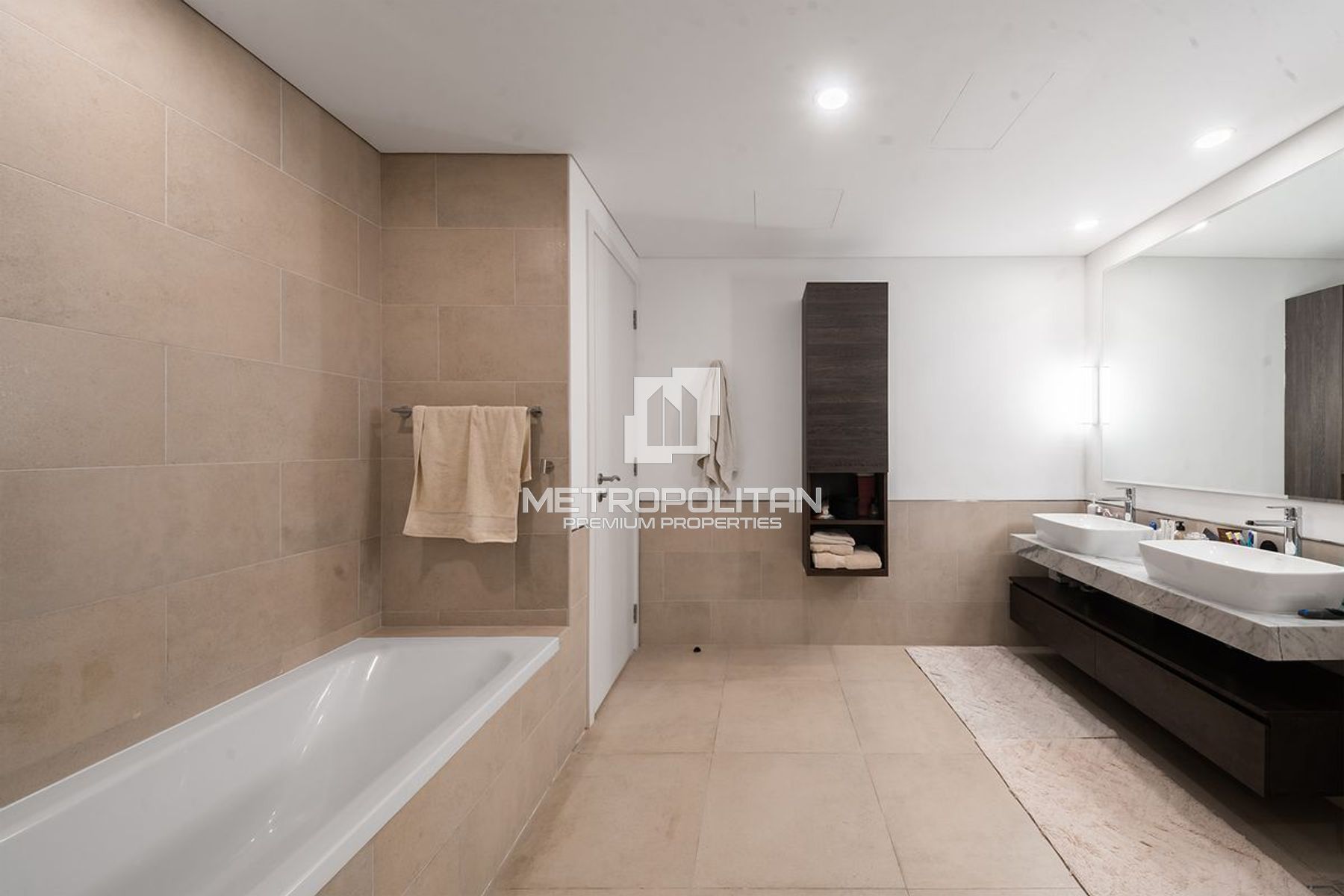 4BR Apartment for Rent in Umm Suqeim – MPR-9618