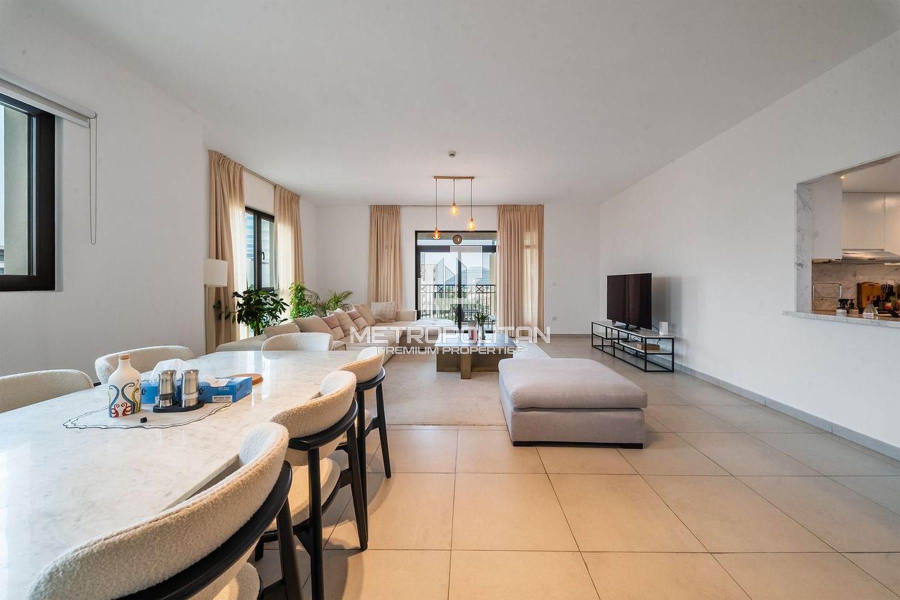 4BR Apartment for Rent in Umm Suqeim – MPR-9618