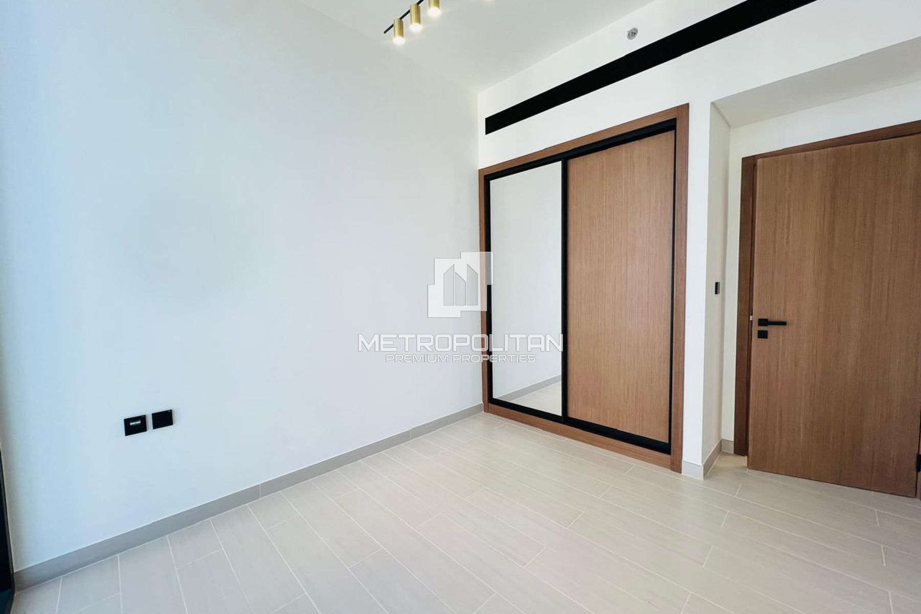 1BR Apartment for Rent in Jumeirah Village Circle – MPR-9639