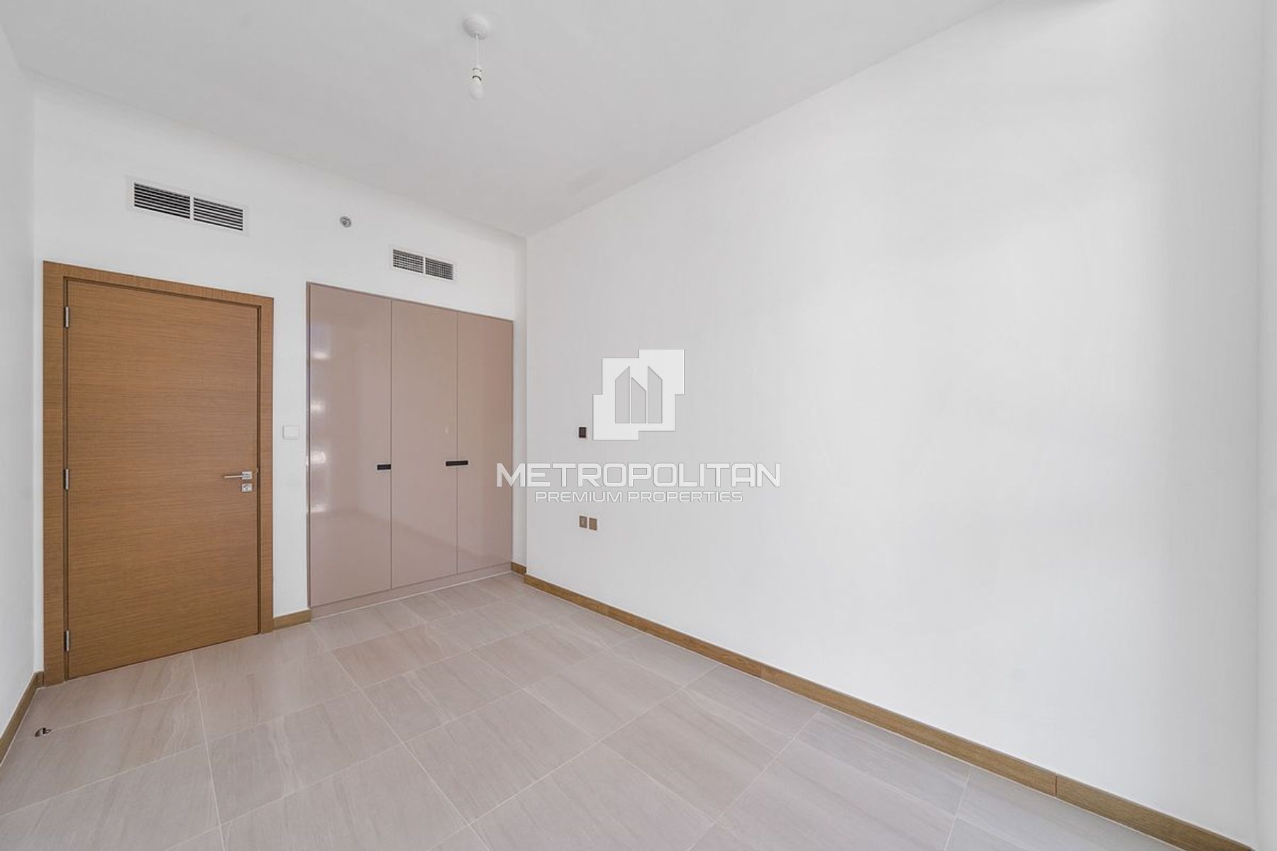 2BR Apartment for Rent in Business Bay – MPR-9643