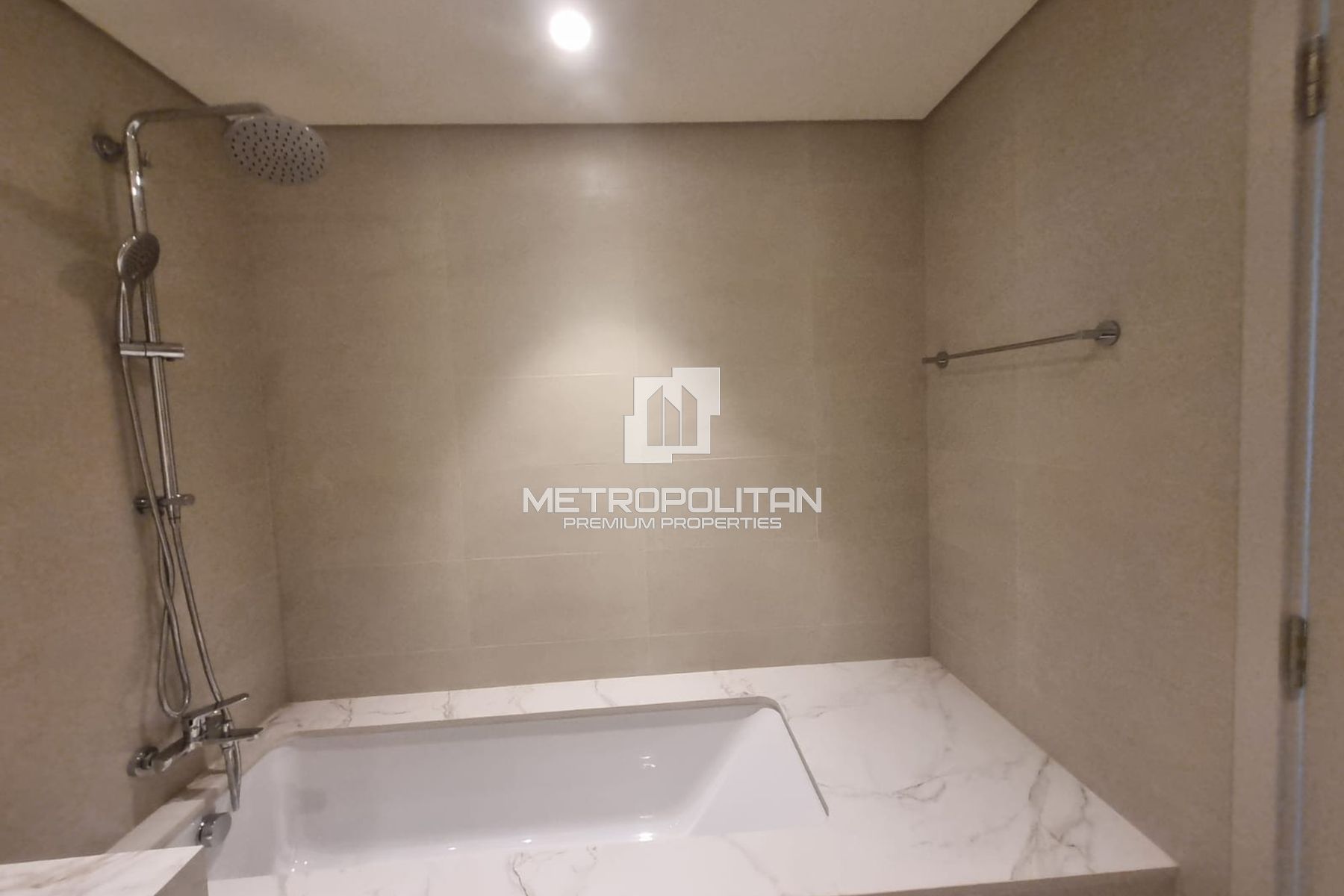 1BR Apartment for Rent in Dubai Harbour – MPR-9652