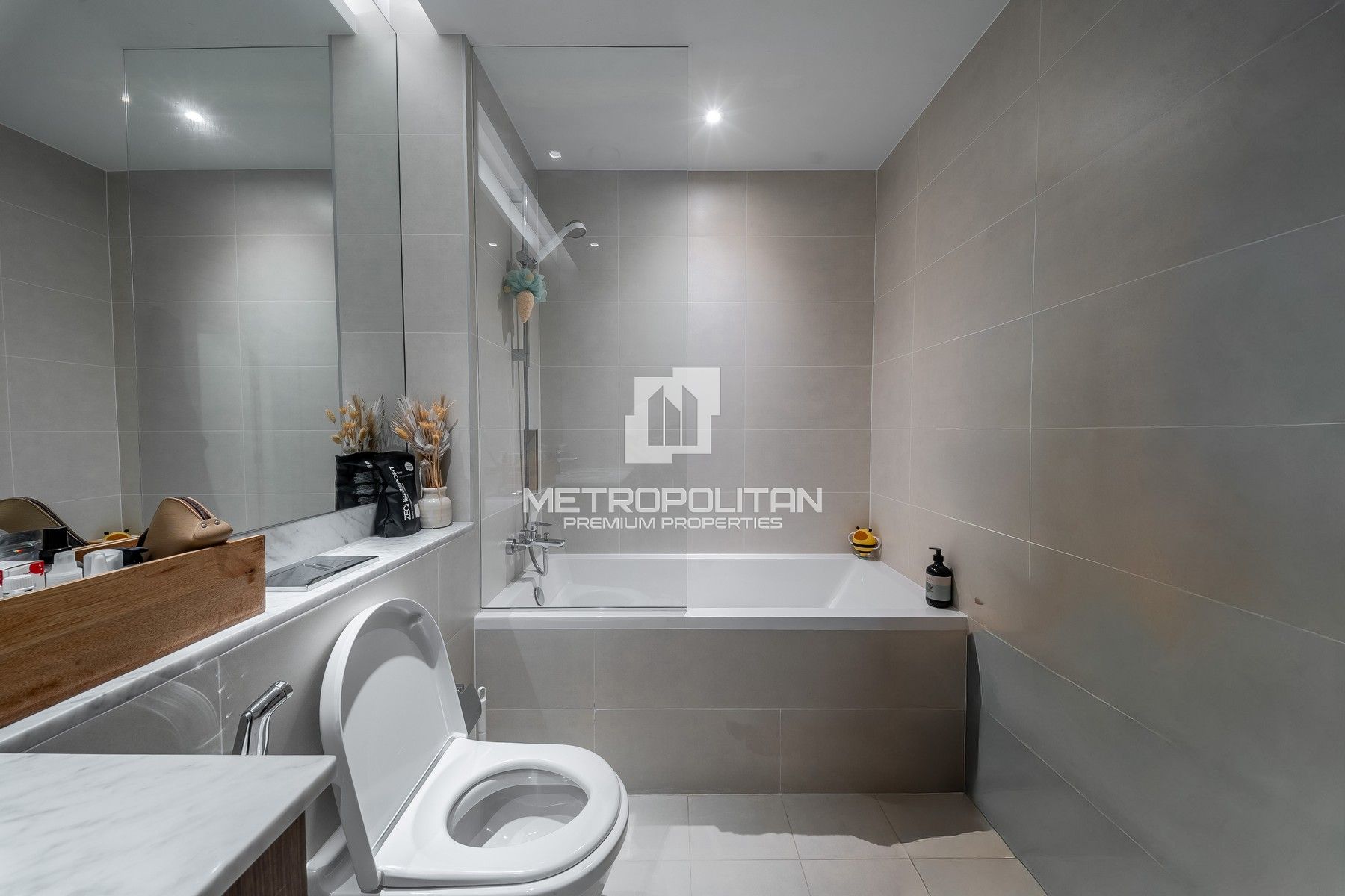 3BR Apartment for Rent in Jumeirah – MPR-9665