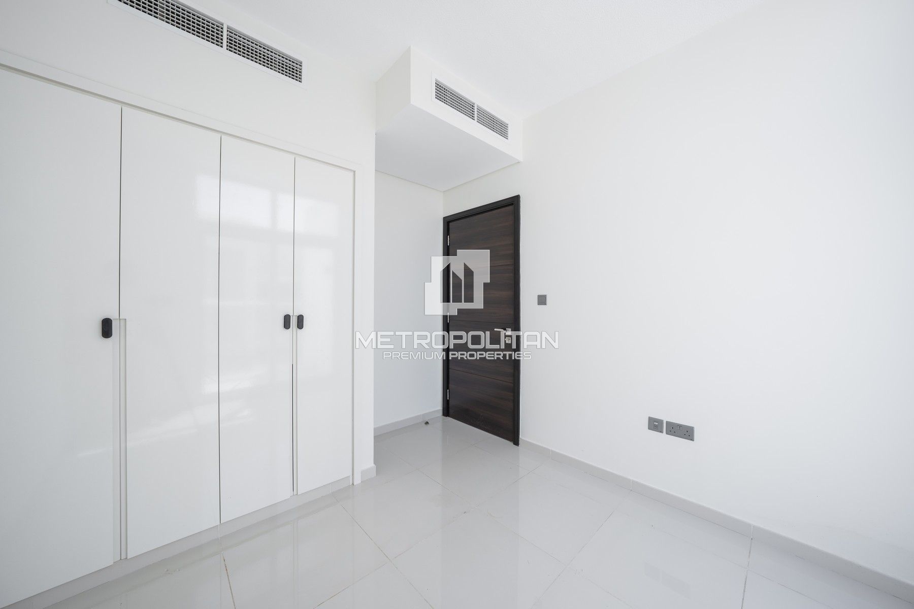 Ready to Move In | Unfurnished | Spacious Layout