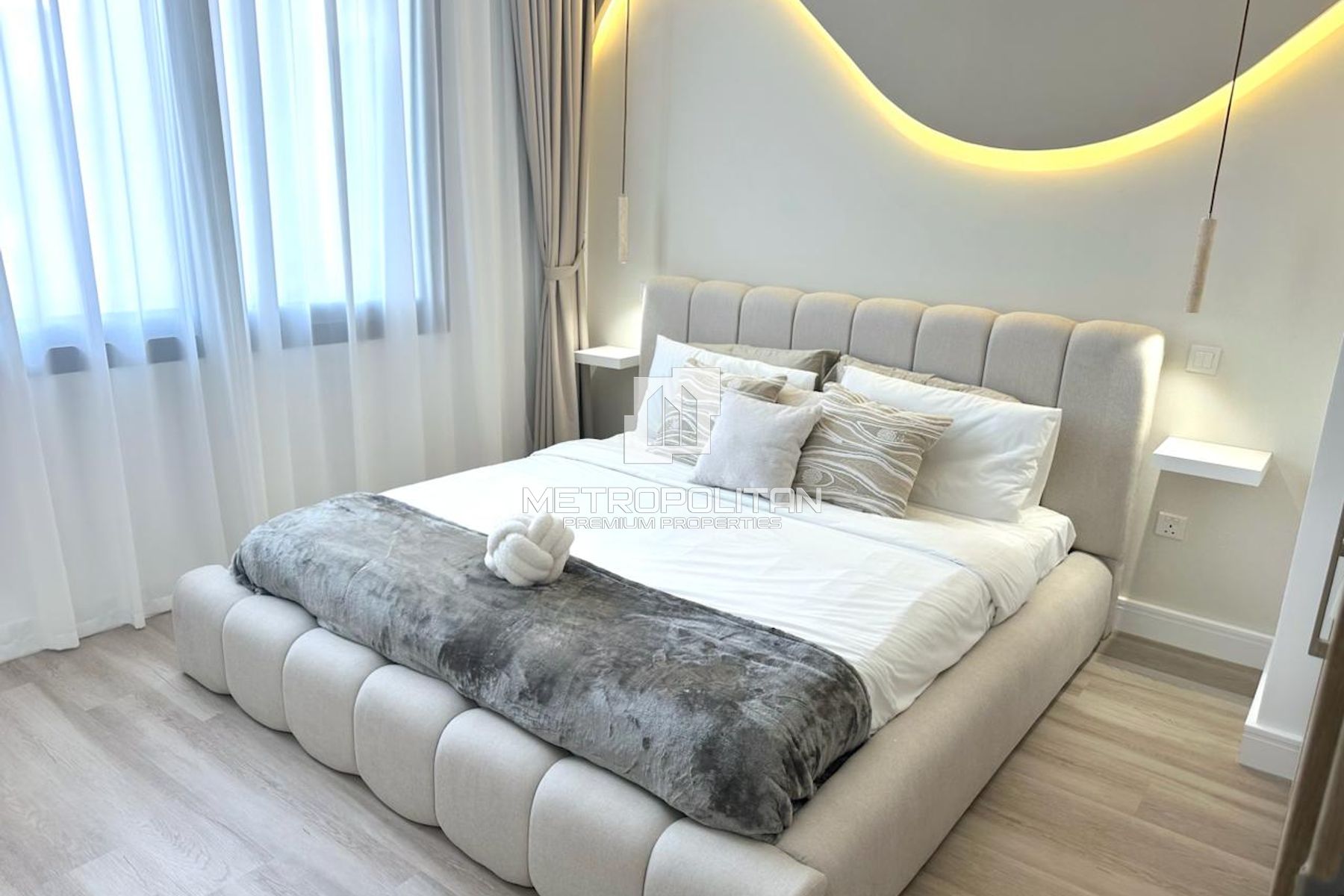 Ready to Move In | Fully Upgraded and Furnished