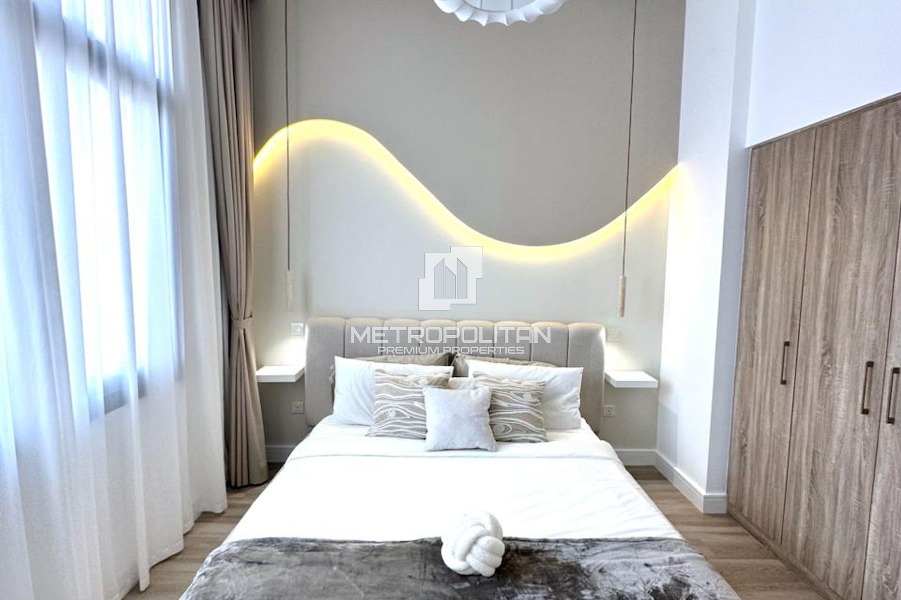 Ready to Move In | Fully Upgraded and Furnished