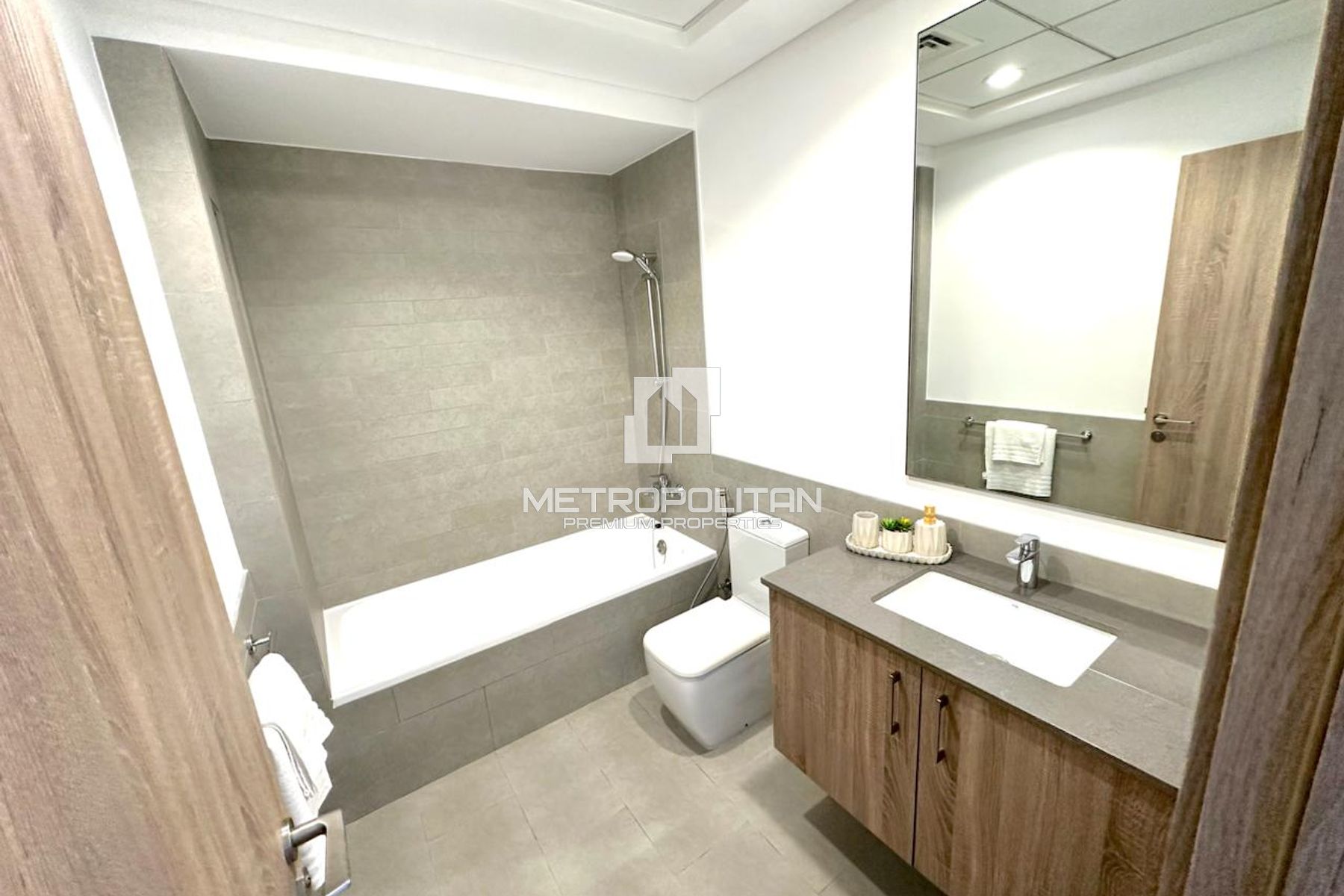 Ready to Move In | Fully Upgraded and Furnished
