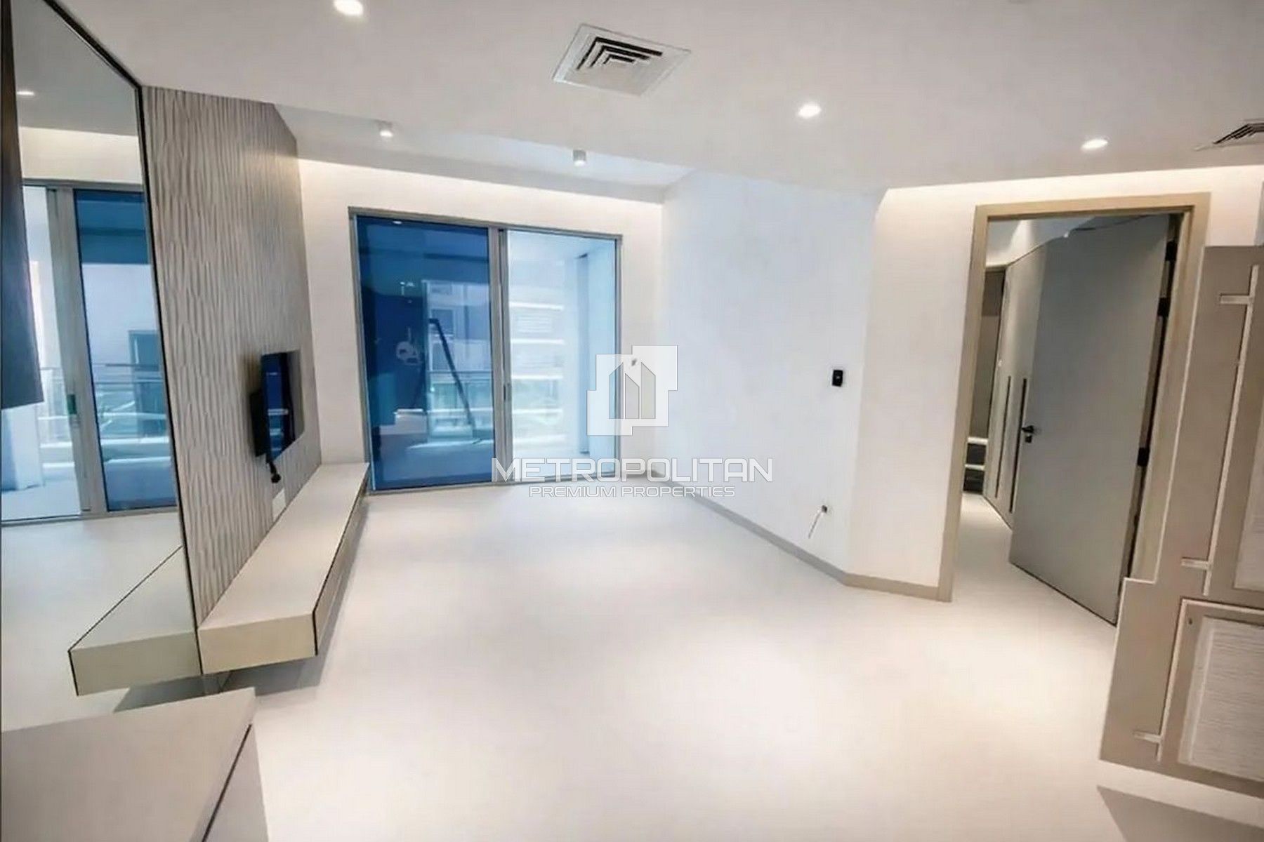 Spacious 1 Bedroom | Unfurnished | Brand New