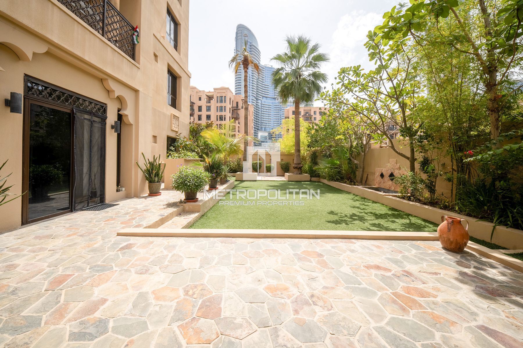 3BR Apartment for Rent in Old Town – MPR-9724