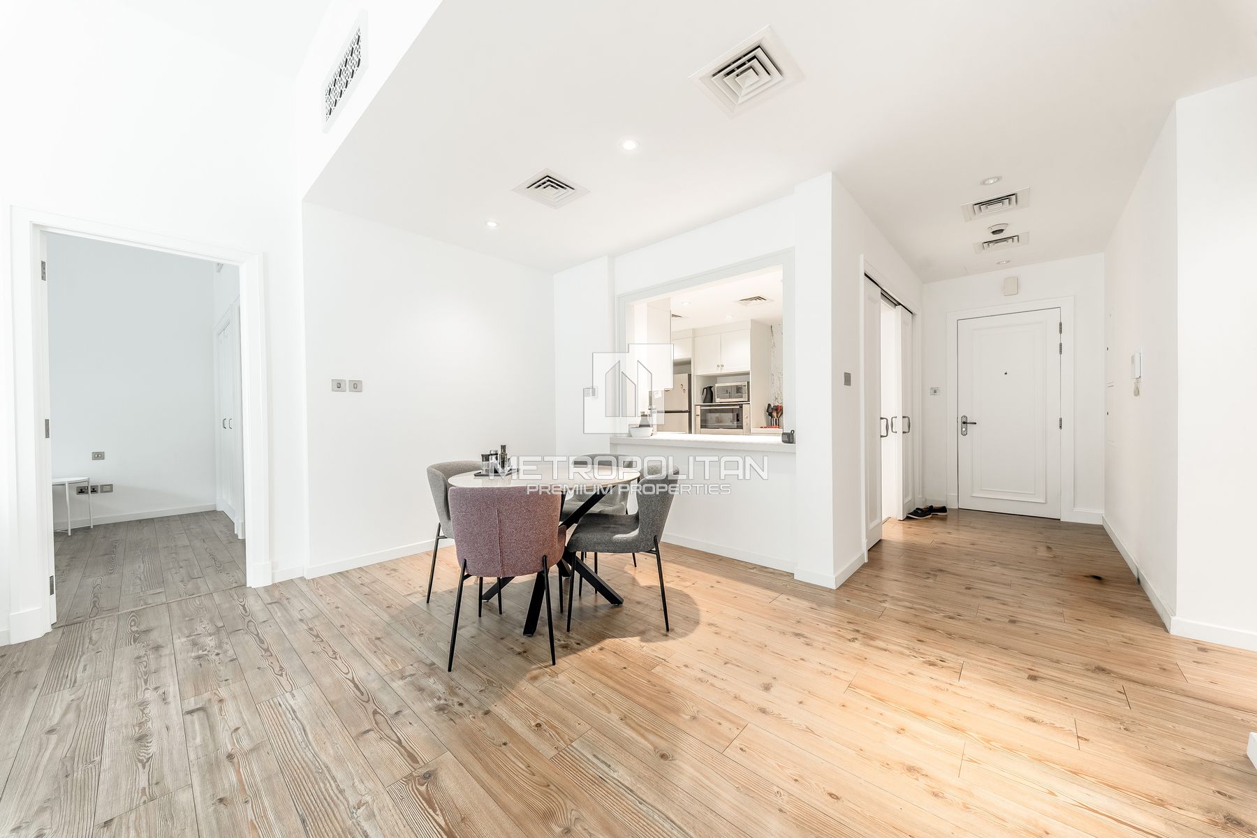 3BR Apartment for Rent in Old Town – MPR-9724