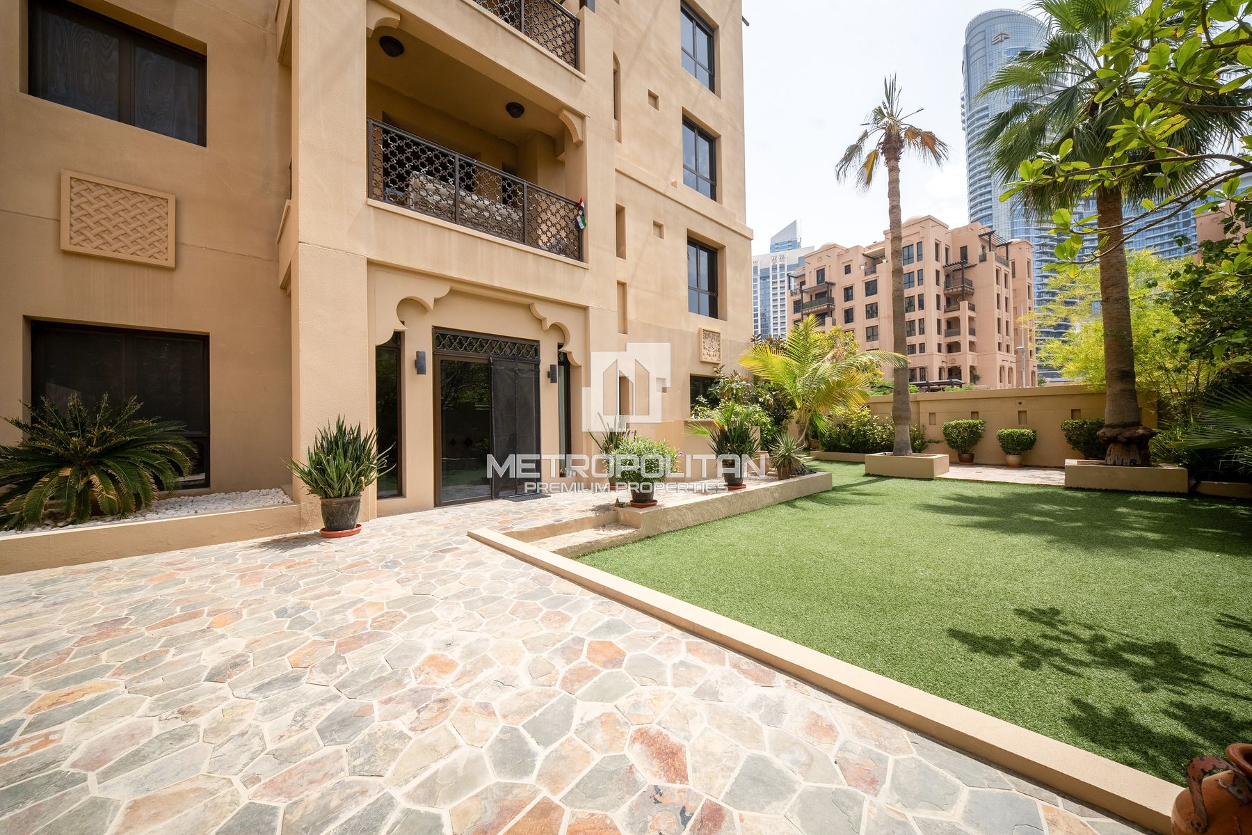 3BR Apartment for Rent in Old Town – MPR-9724