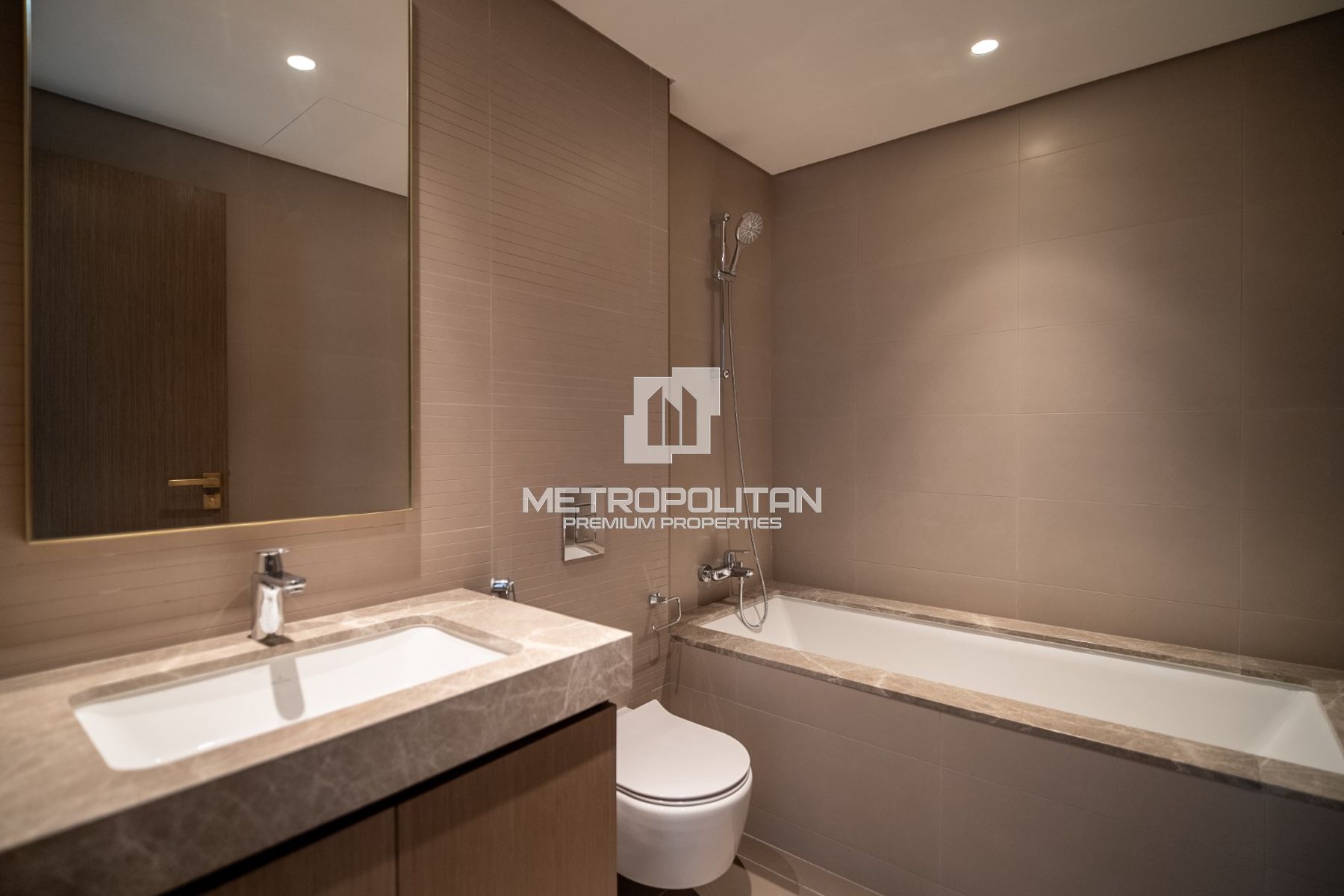2BR Apartment for Rent in Dubai Harbour – MPR-9734