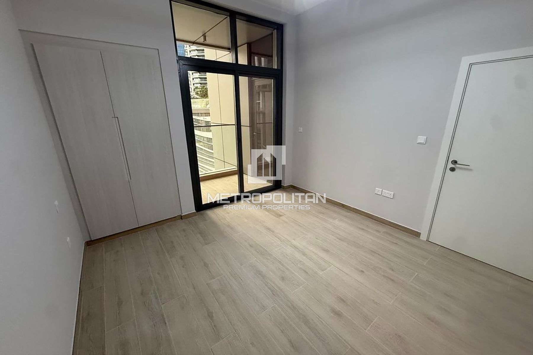 .5BR Apartment for Rent in Business Bay – MPR-9743