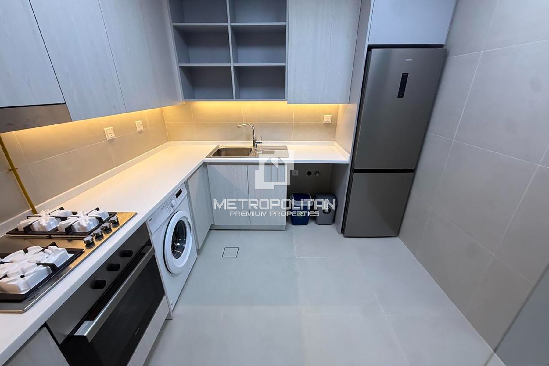 .5BR Apartment for Rent in Business Bay – MPR-9743