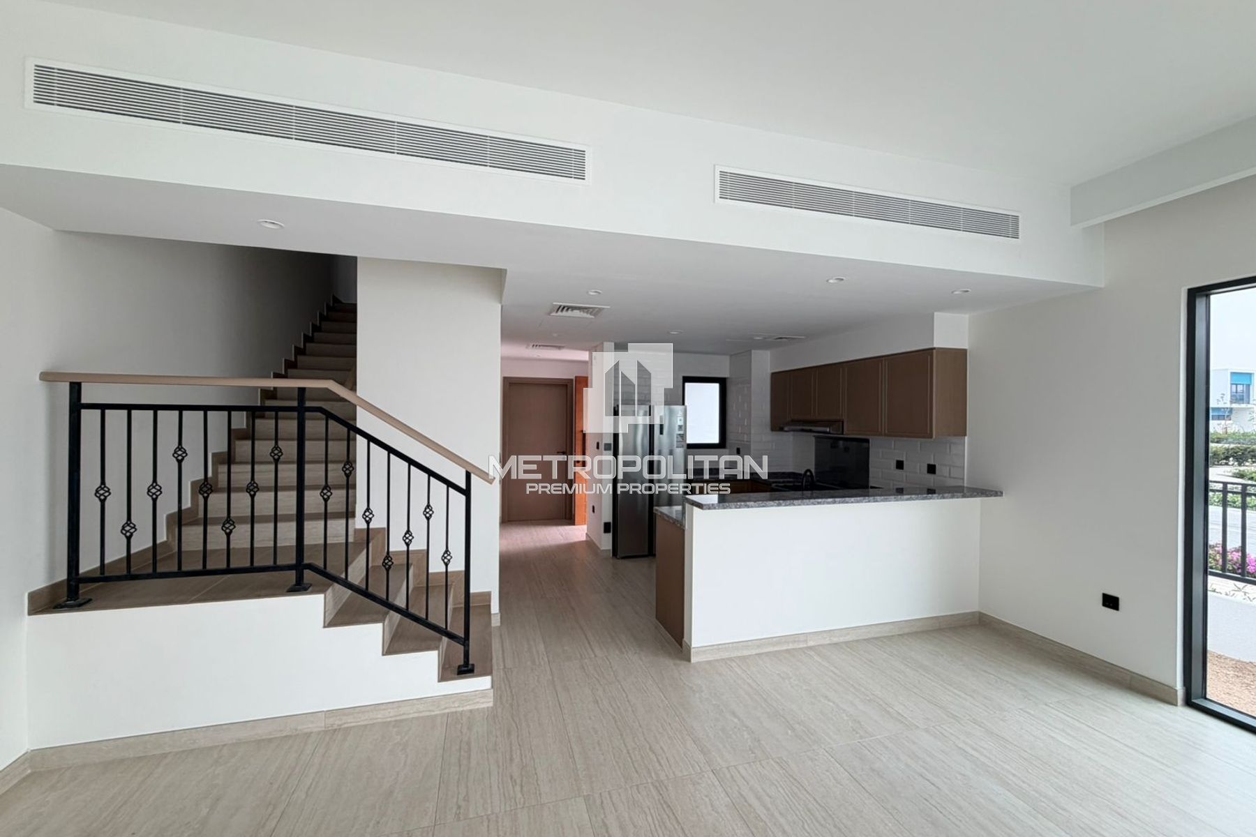 5BR Townhouse for Rent in Damac Lagoons – MPR-9762
