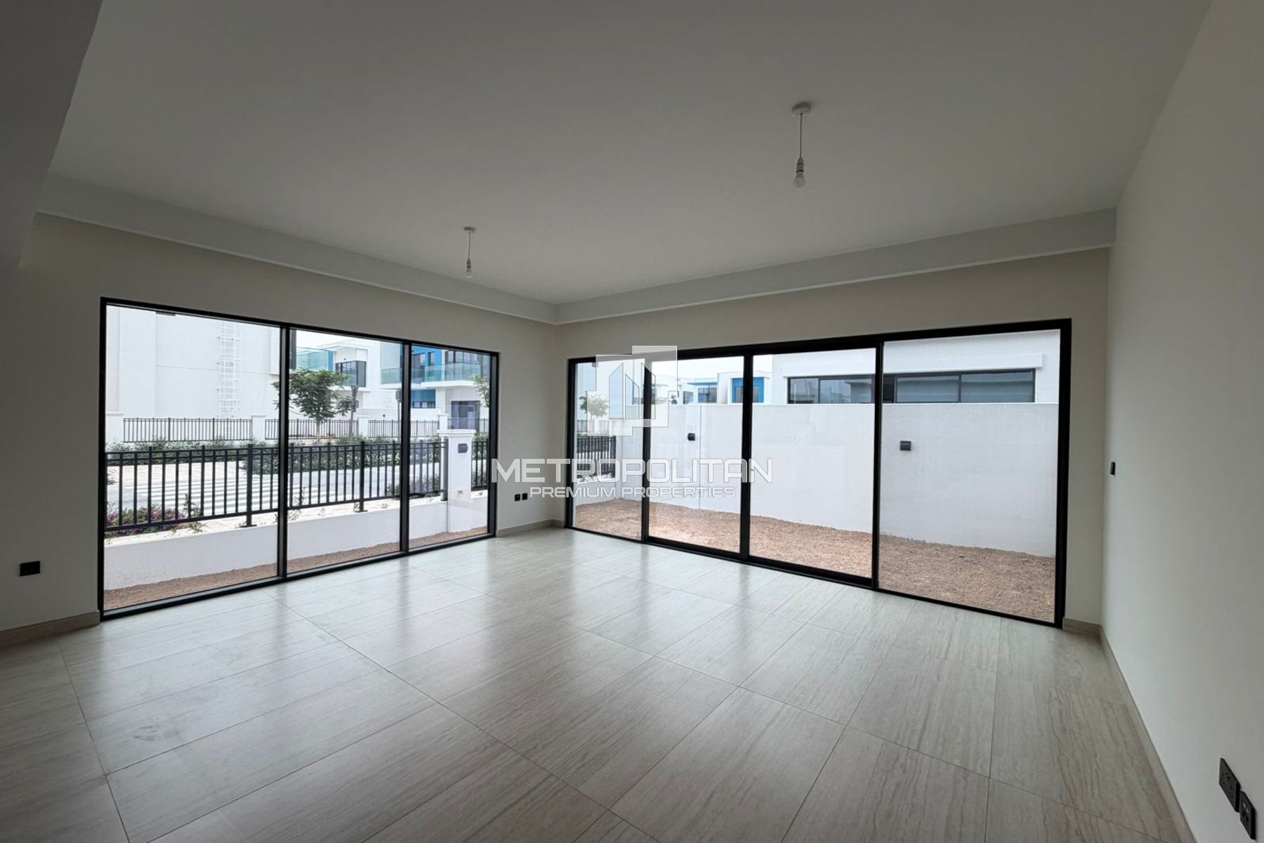 5BR Townhouse for Rent in Damac Lagoons – MPR-9762