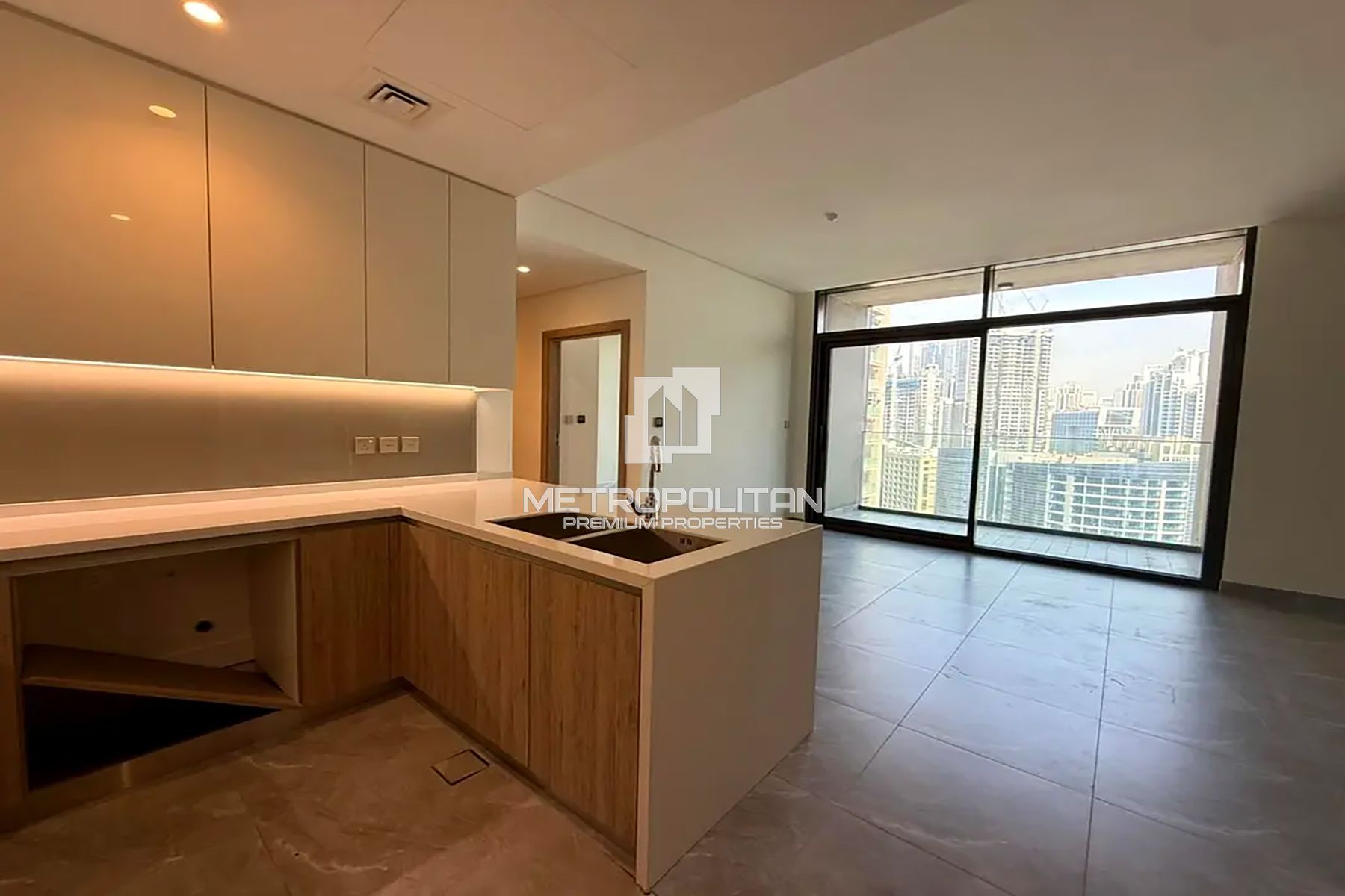 2BR Apartment for Rent in Business Bay – MPR-9773