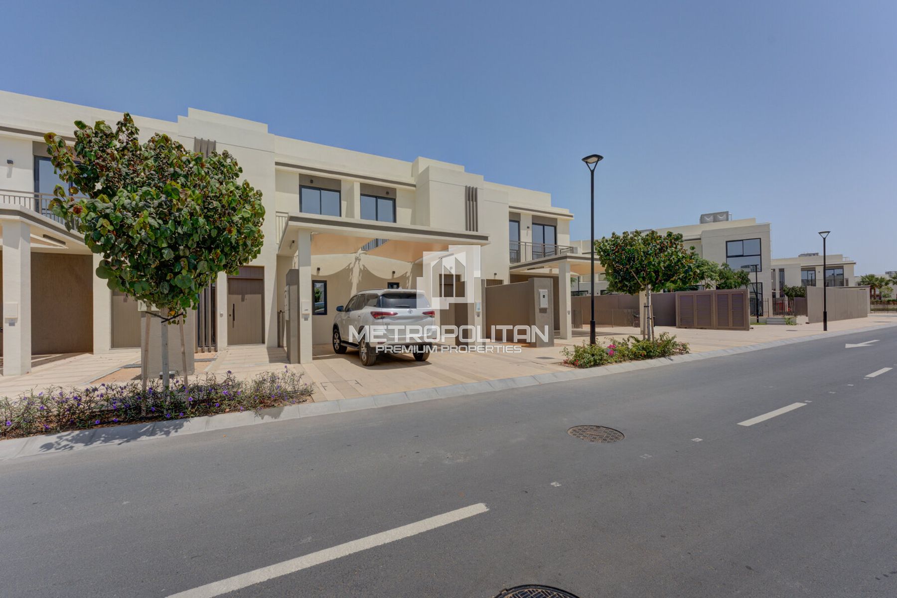 تاون هاوس للإيجار في Falcon Island North، Al Hamra Village - MPR-9779