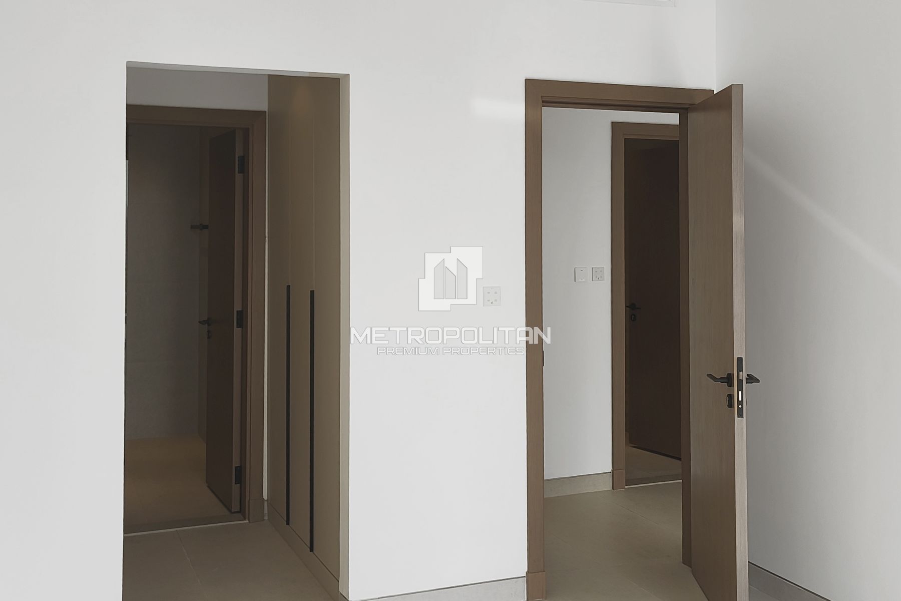 1BR+ Maids Room | Prime Location | Creek View
