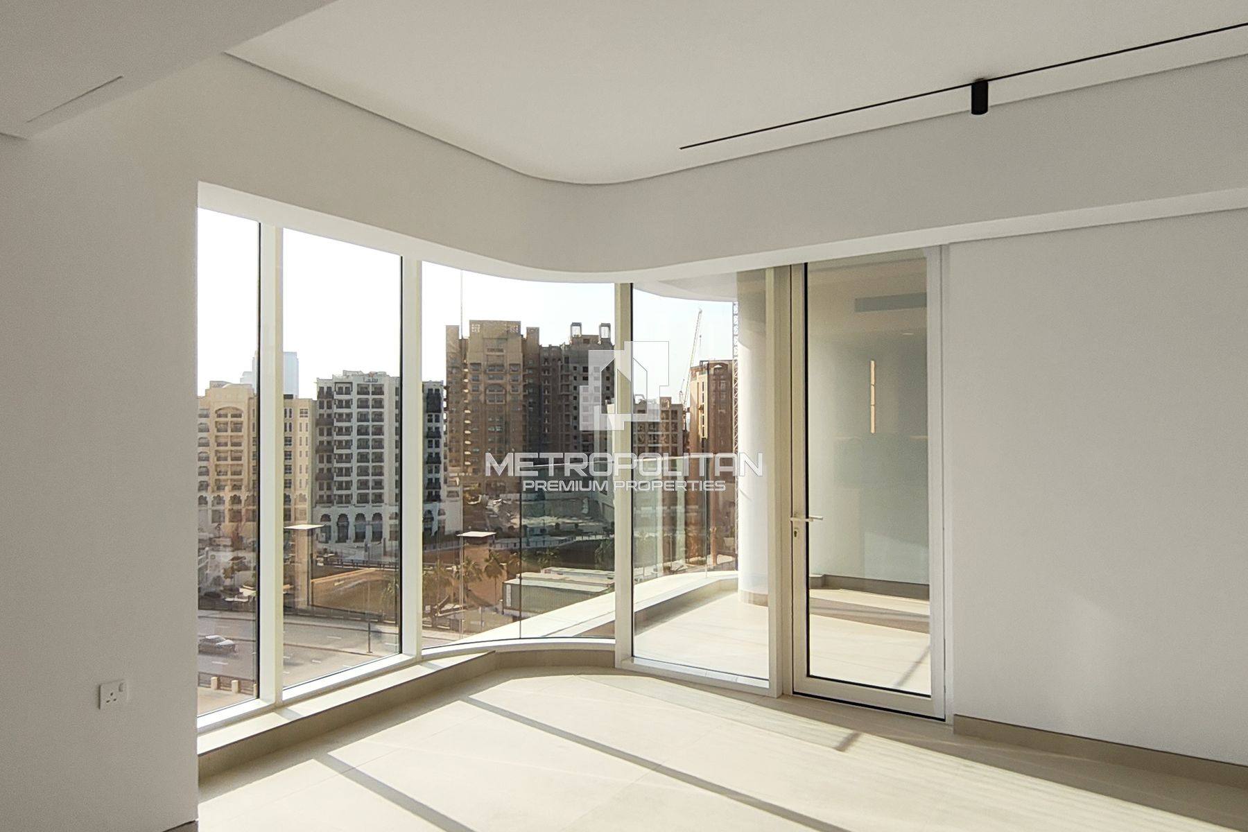 1BR+ Maids Room | Prime Location | Creek View