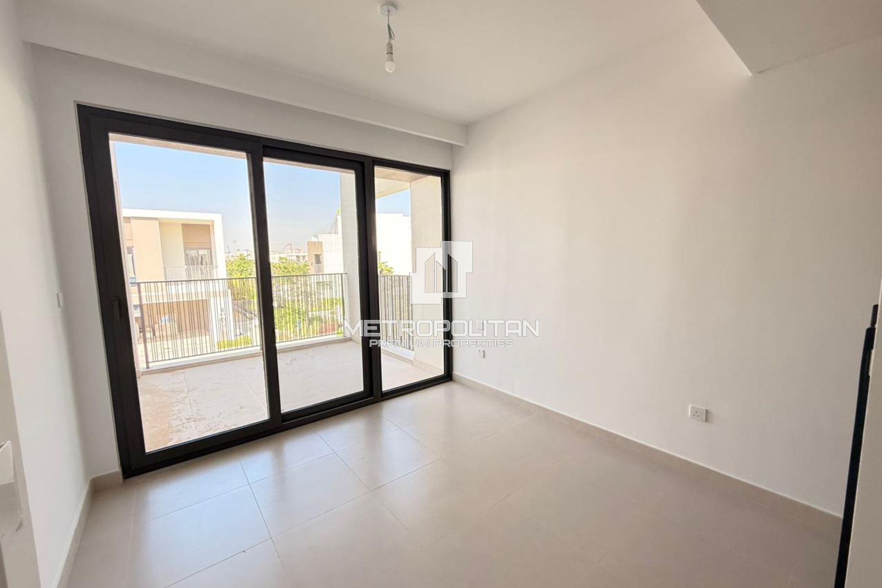 4BR Townhouse for Rent in Tilal Al Ghaf – MPR-9788