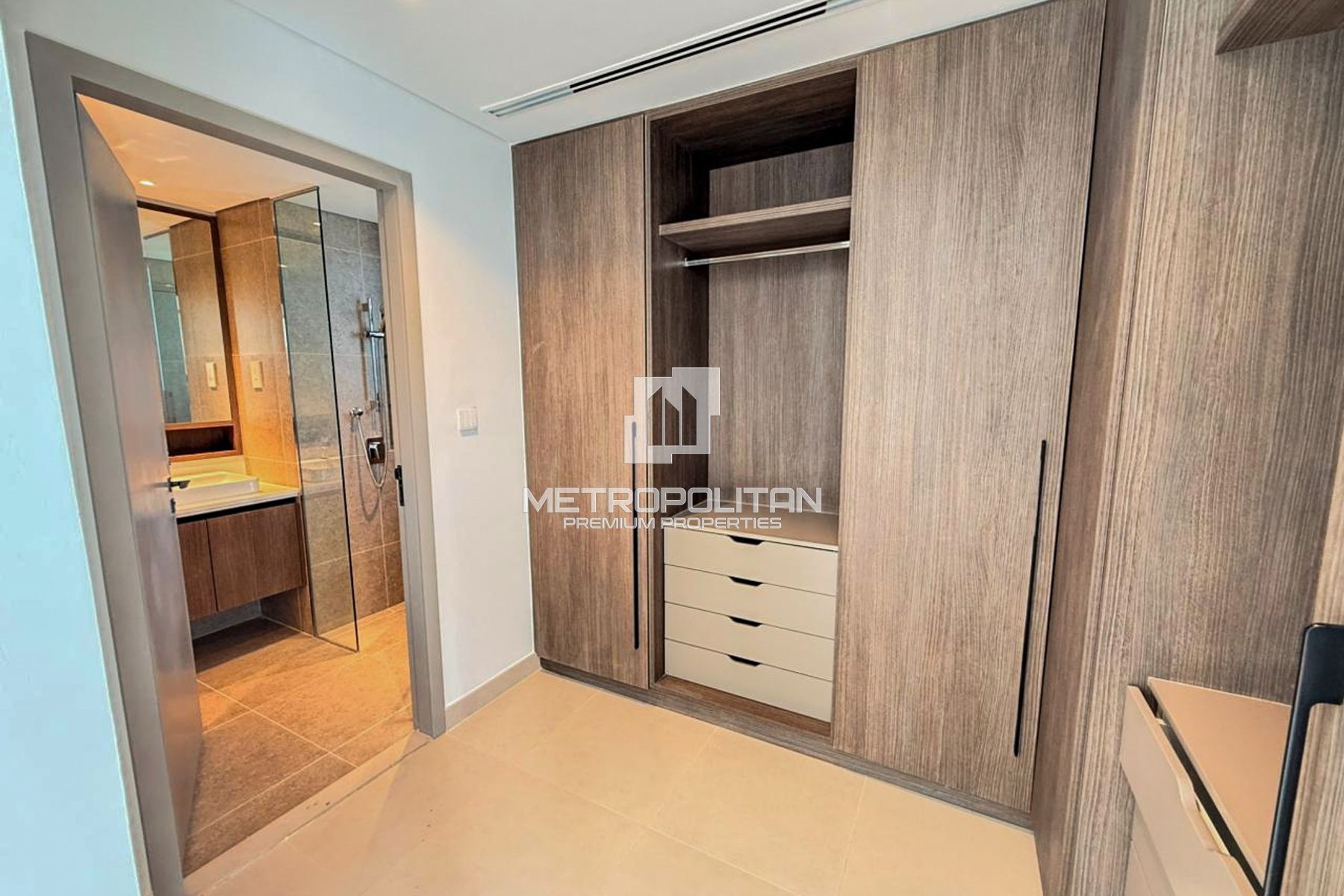 4BR Townhouse for Rent in Tilal Al Ghaf – MPR-9788
