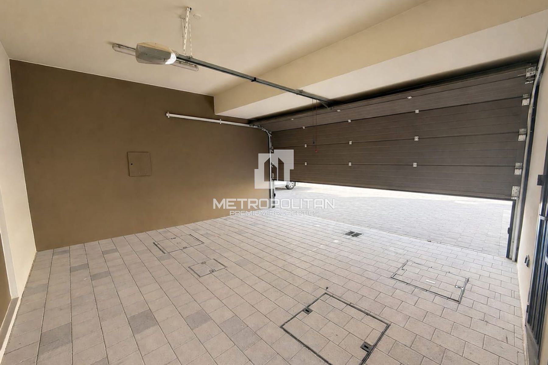 4BR Townhouse for Rent in Tilal Al Ghaf – MPR-9788