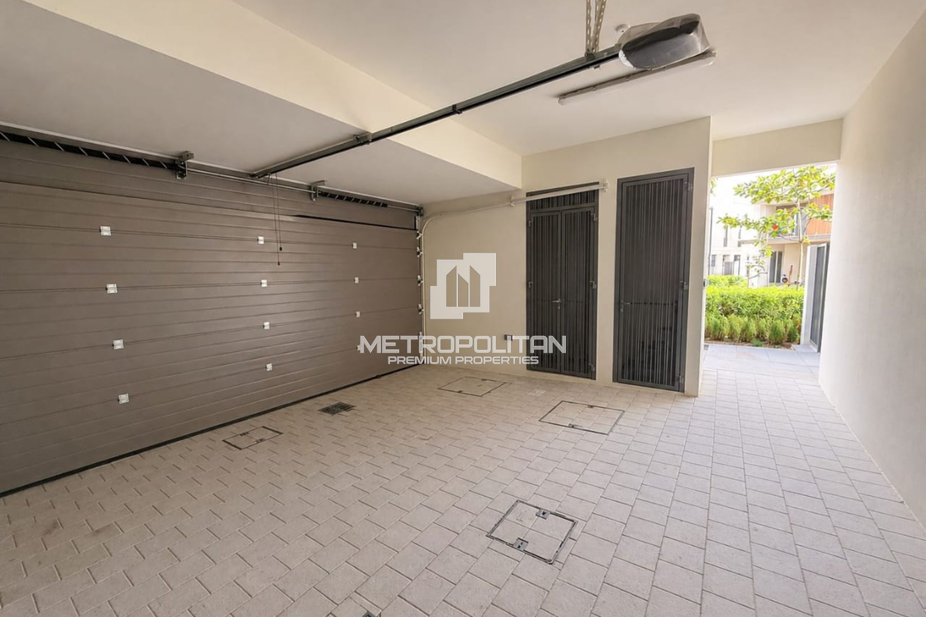 4BR Townhouse for Rent in Tilal Al Ghaf – MPR-9788