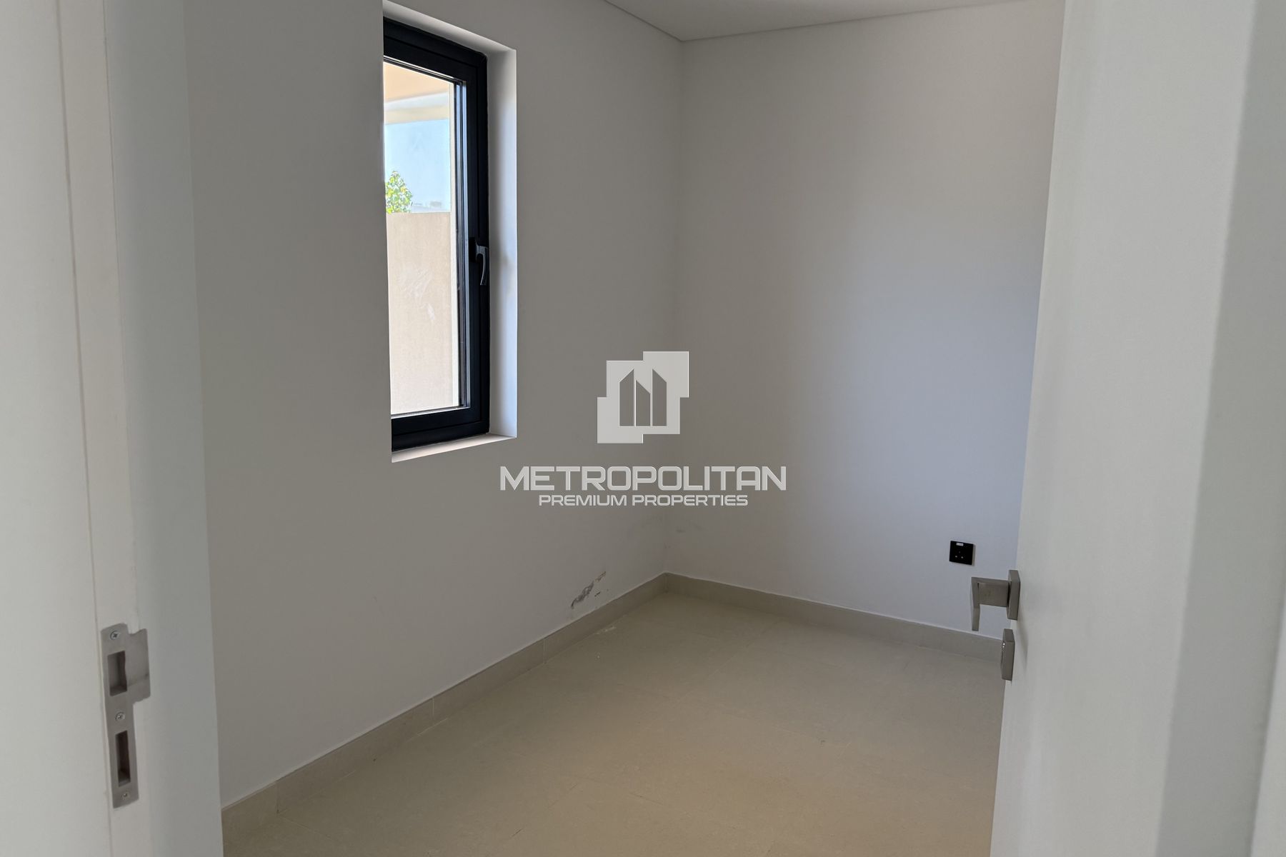 تاون هاوس للإيجار في Falcon Island North، Al Hamra Village - MPR-9795