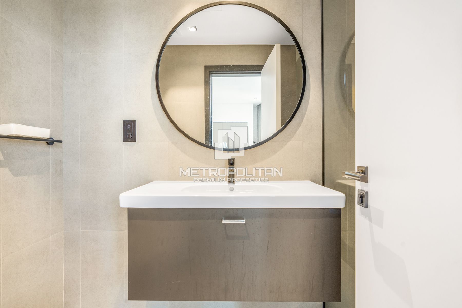 Furnished | Burj Khalifa View | Vacant from July