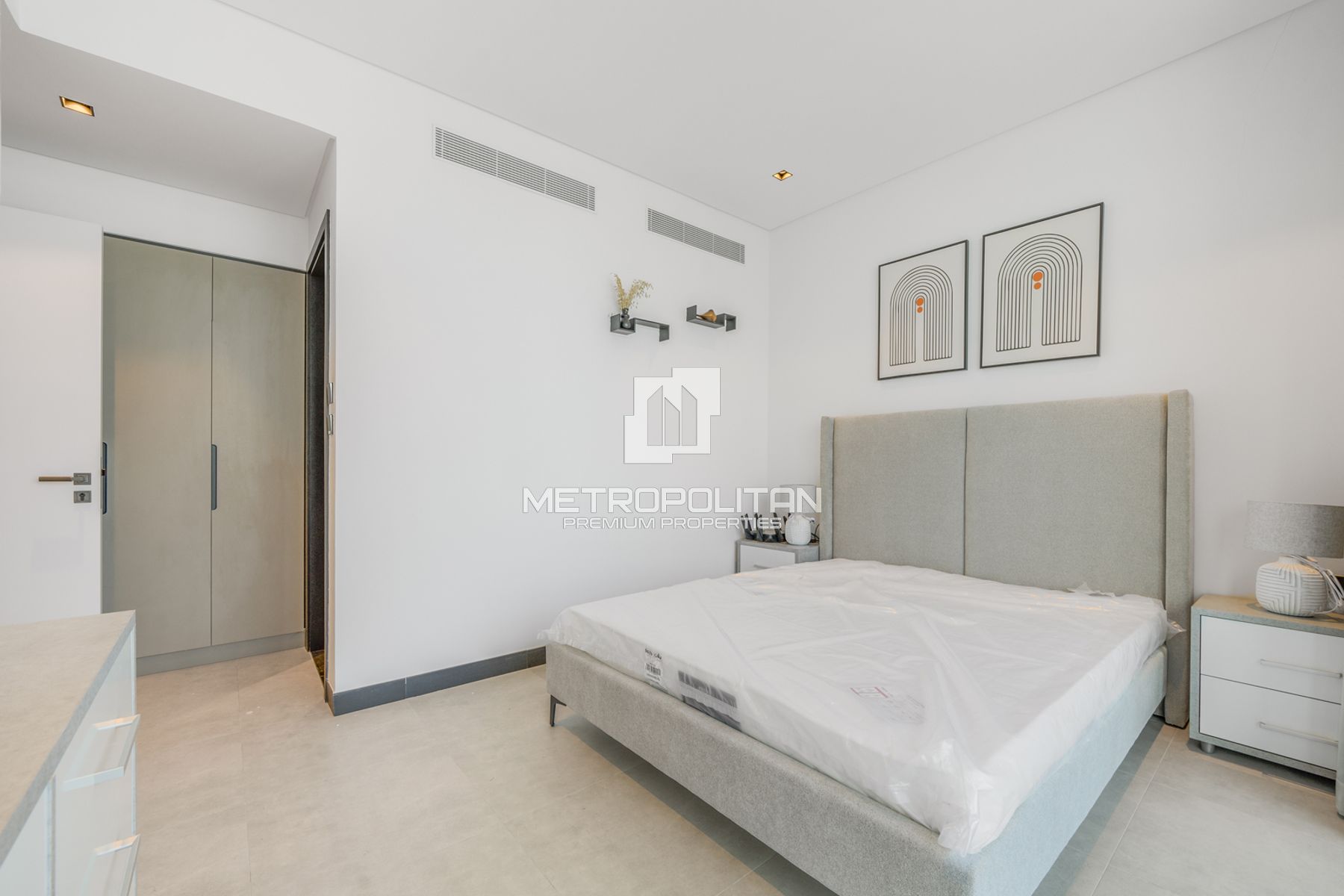 Furnished | Burj Khalifa View | Vacant from July