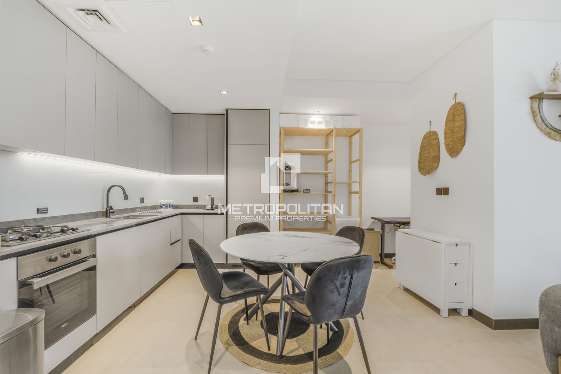 2BR Apartment for Rent in Business Bay – MPR-9797