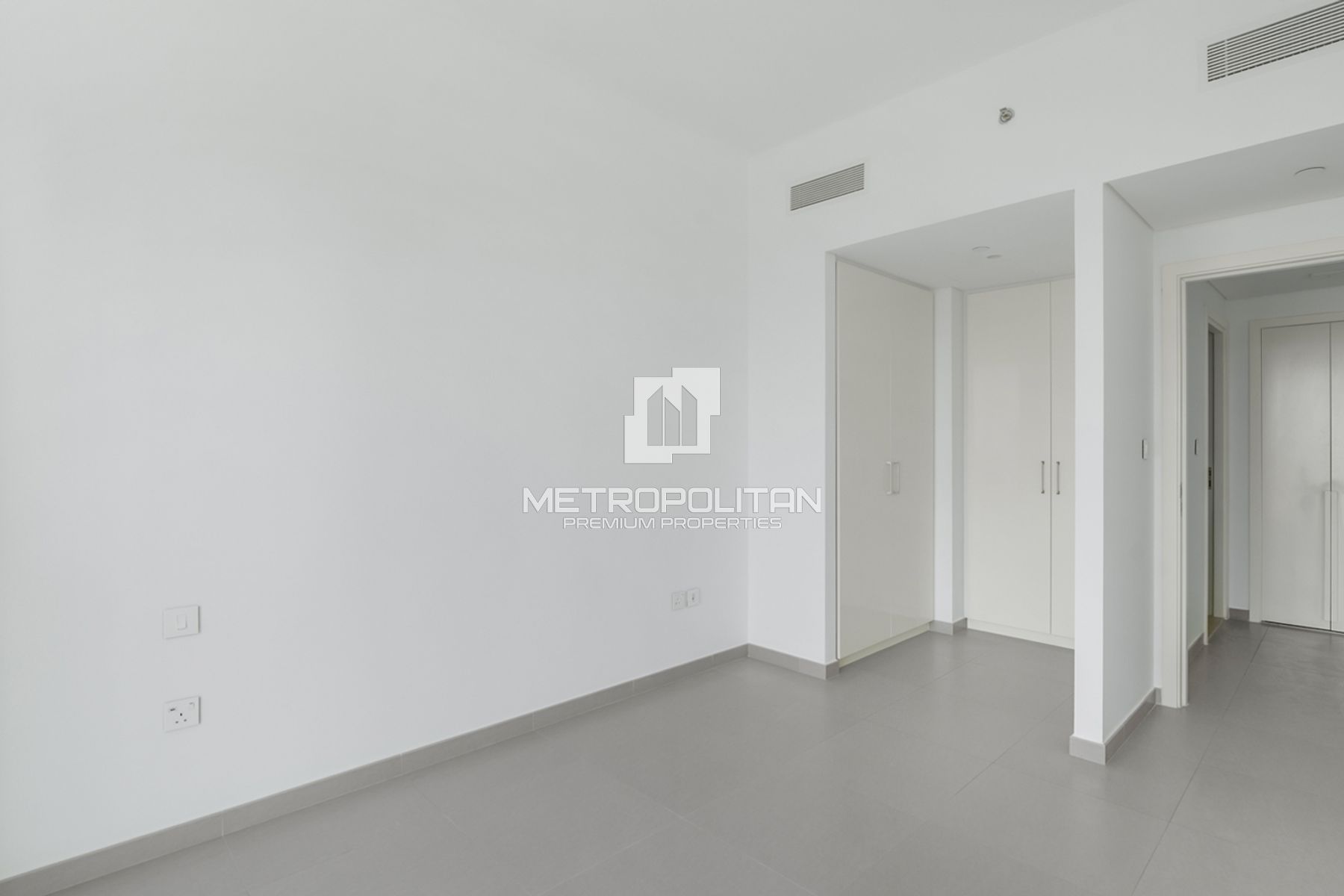 1BR Apartment for Rent in Downtown Dubai – MPR-9827