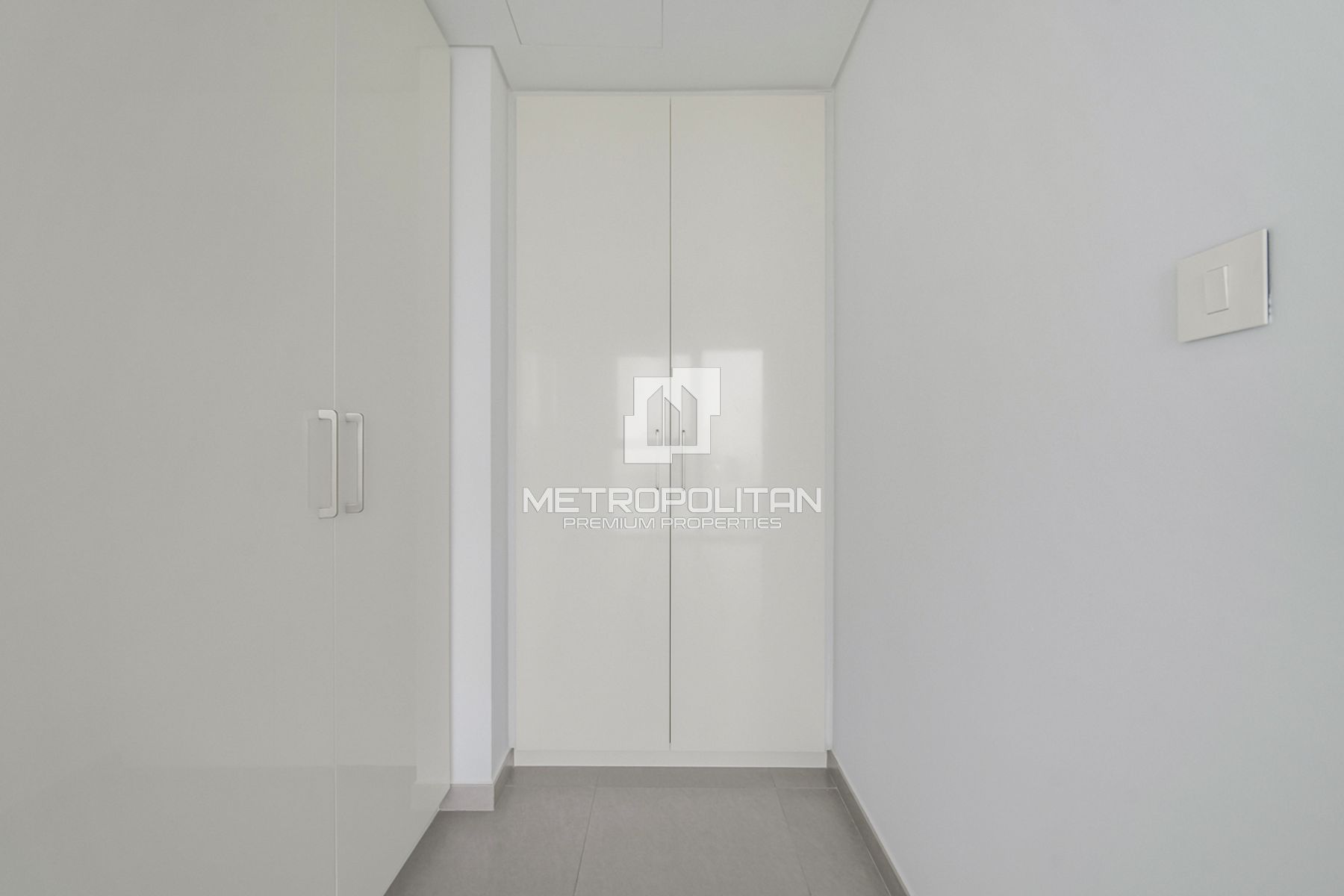 1BR Apartment for Rent in Downtown Dubai – MPR-9827