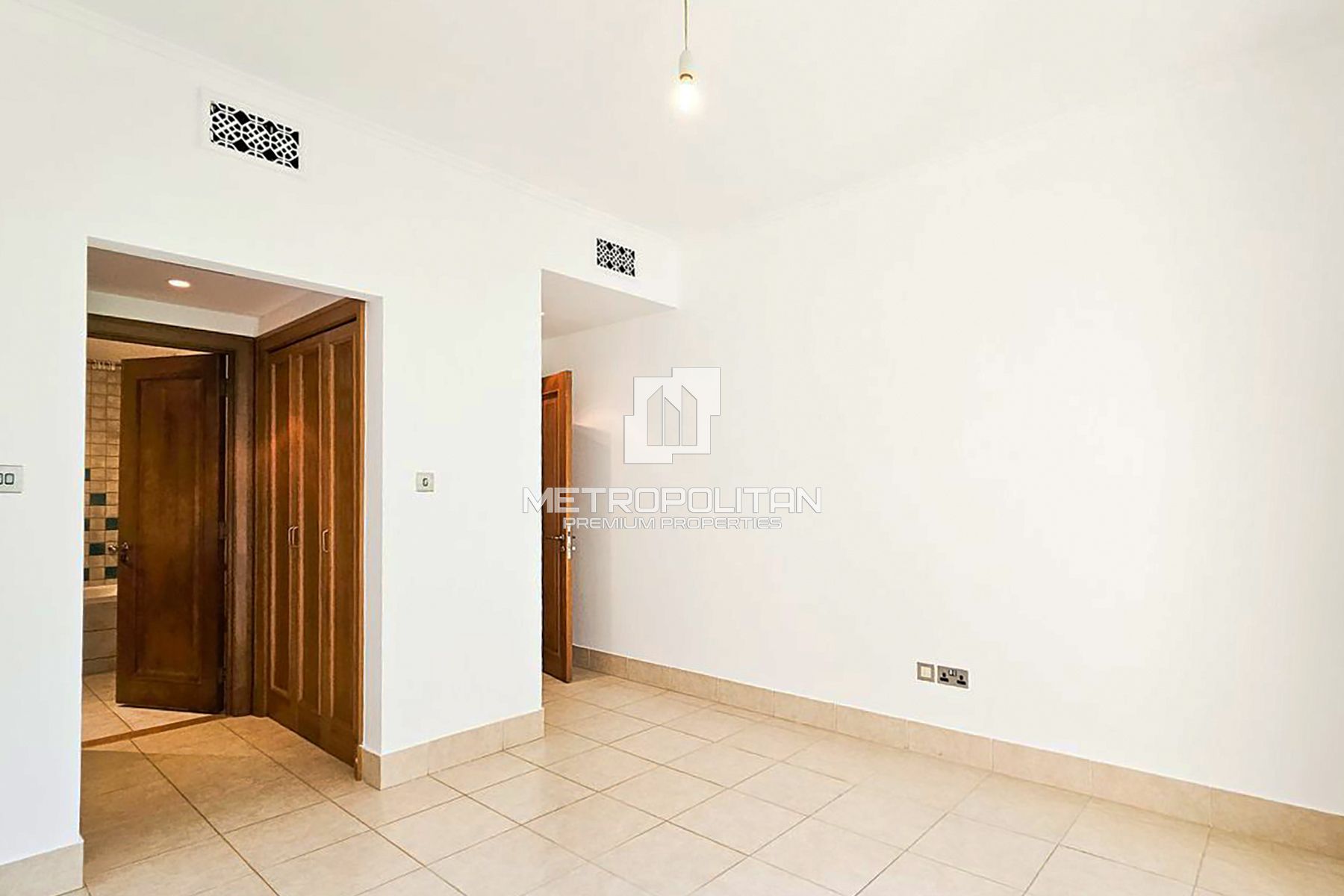 1BR Apartment for Rent in Old Town – MPR-9836