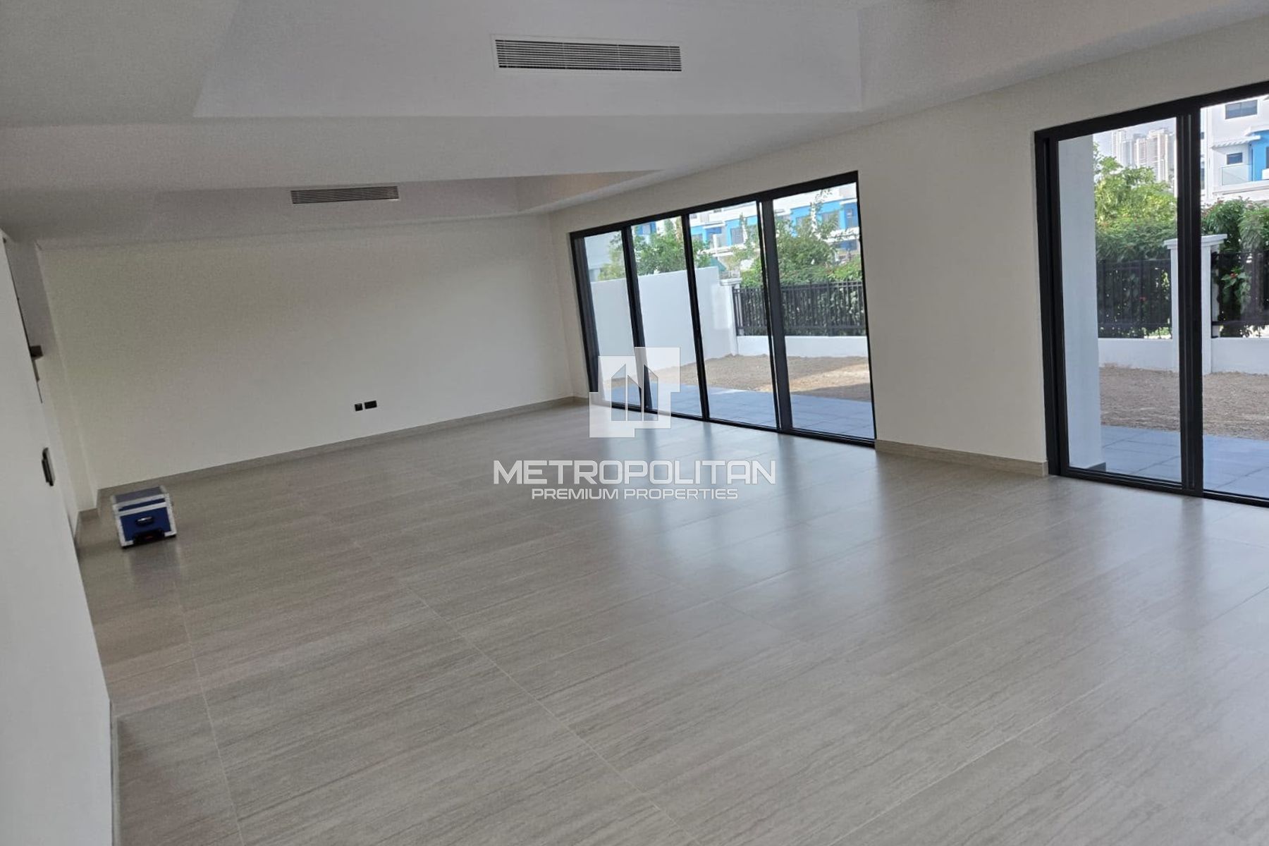 5BR + Guest + Maid | Large Villa | Lowest Price