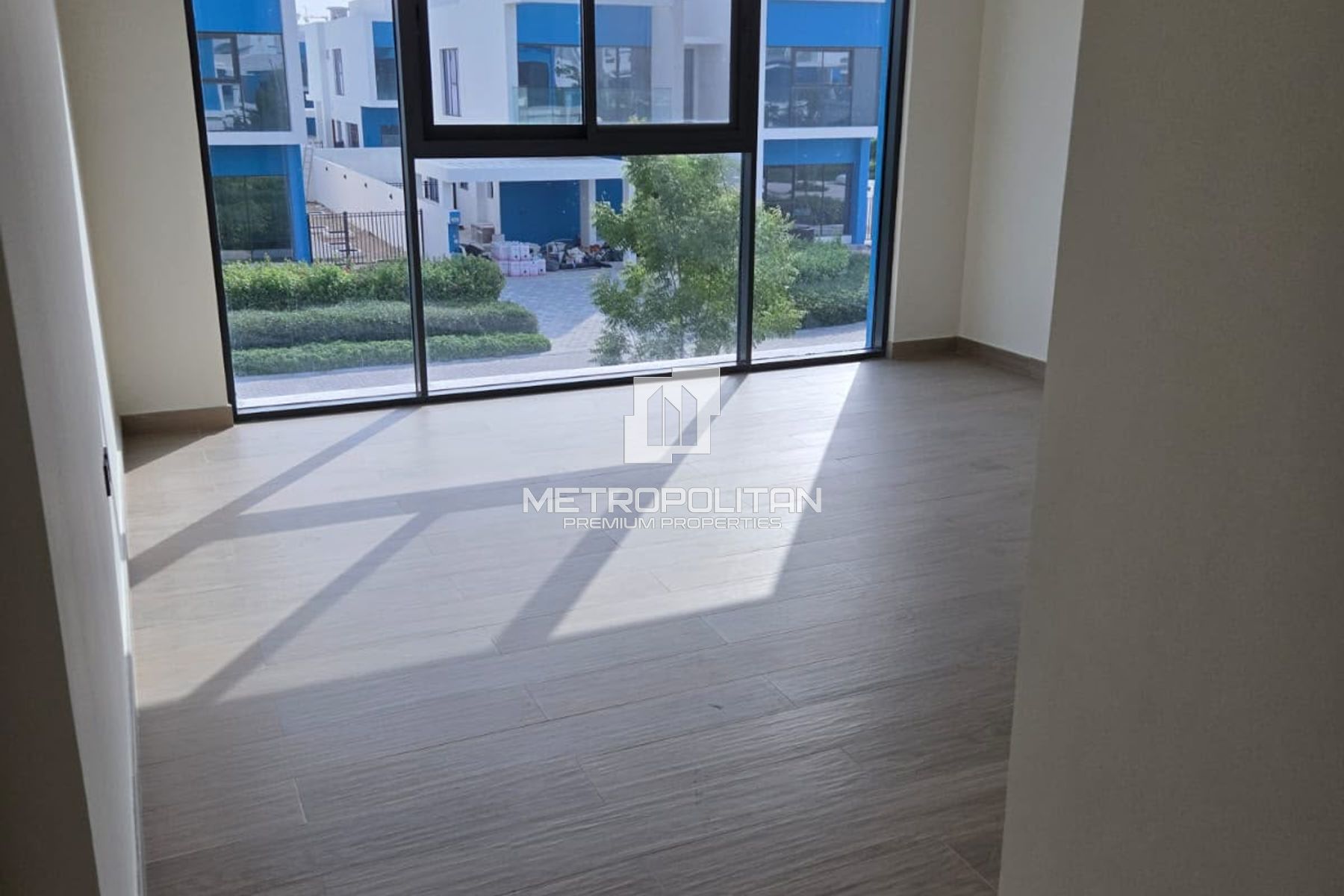 5BR + Guest + Maid | Large Villa | Lowest Price