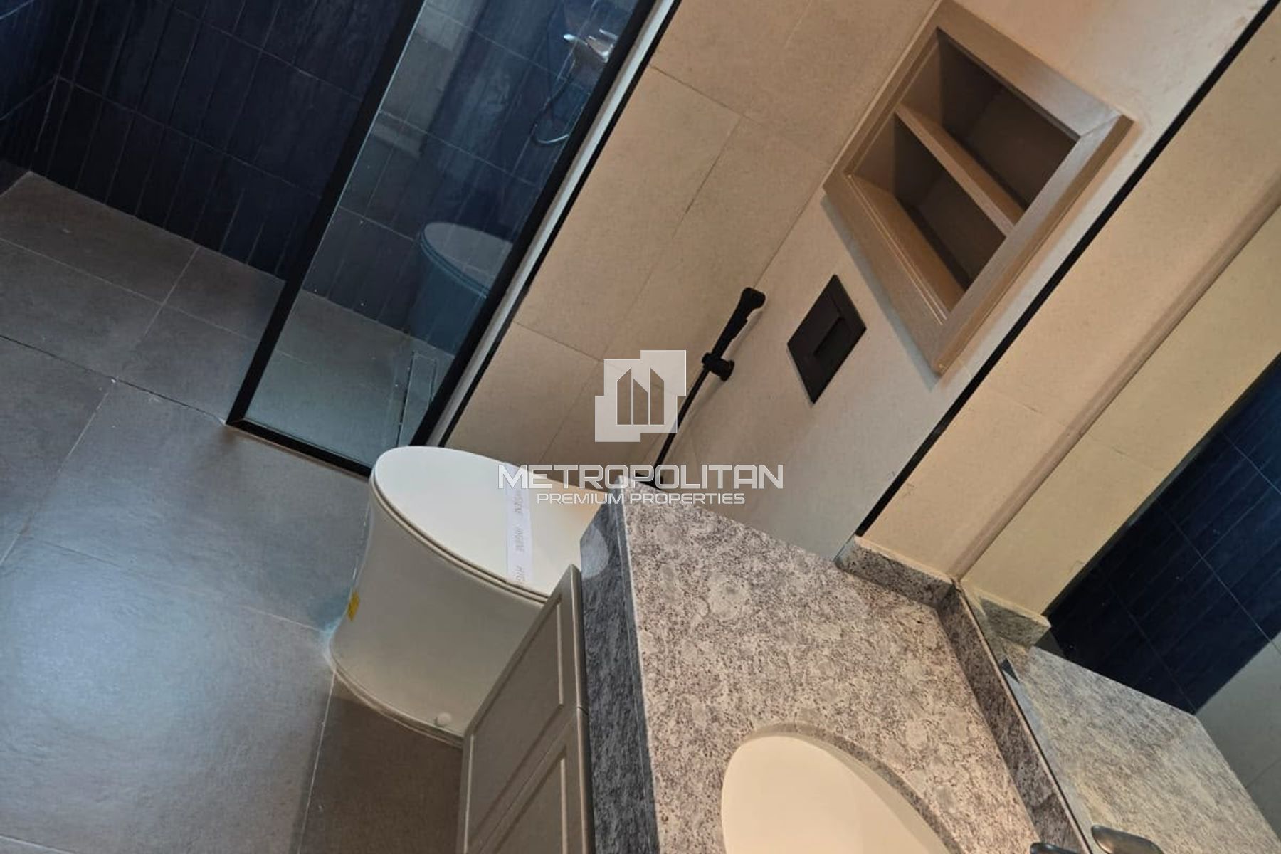 5BR + Guest + Maid | Large Villa | Lowest Price