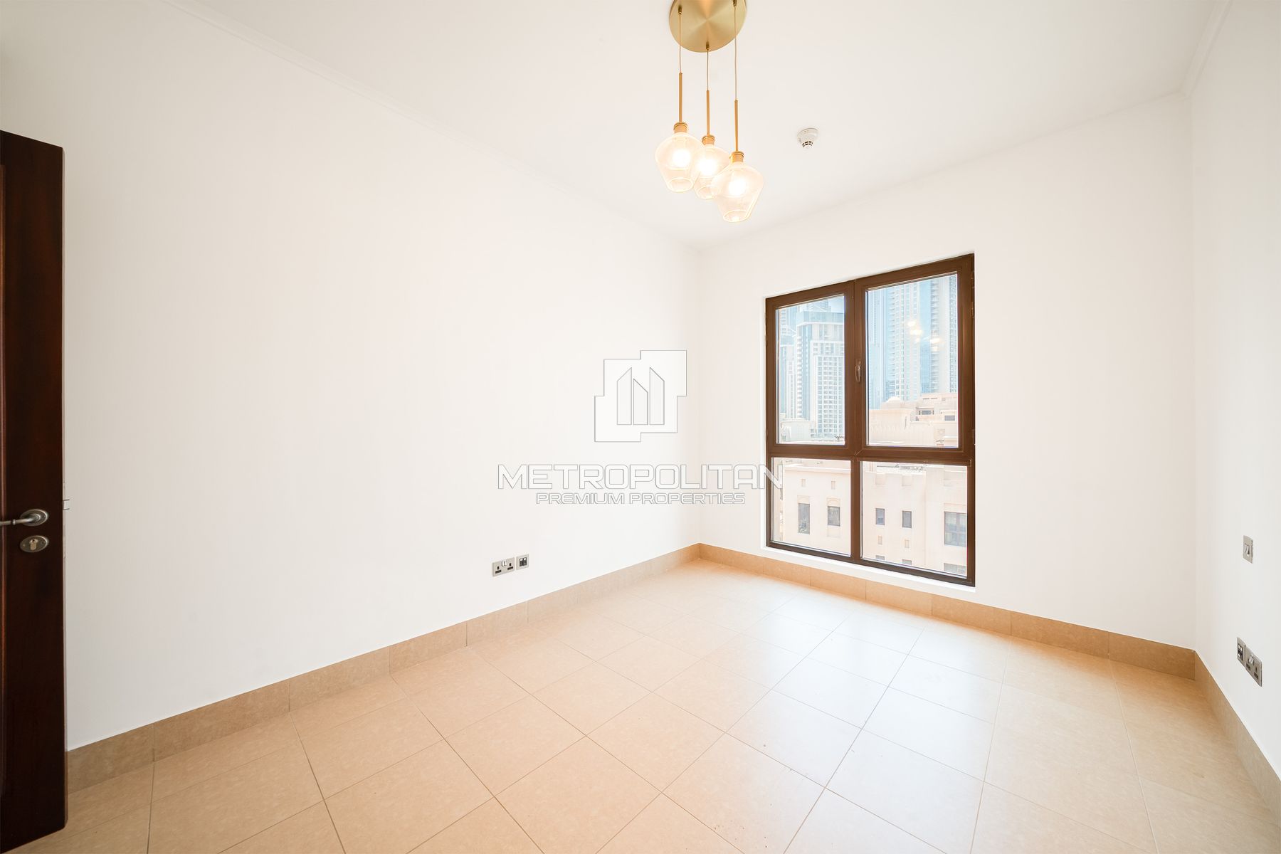 3BR Apartment for Rent in Old Town – MPR-9857