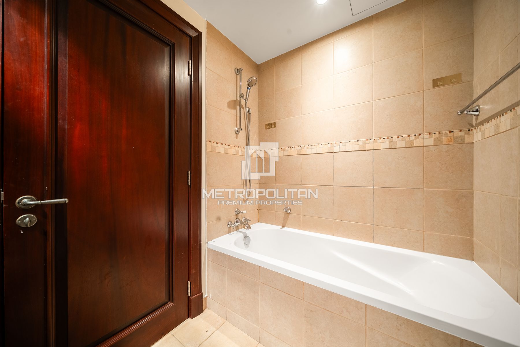 3BR Apartment for Rent in Old Town – MPR-9857